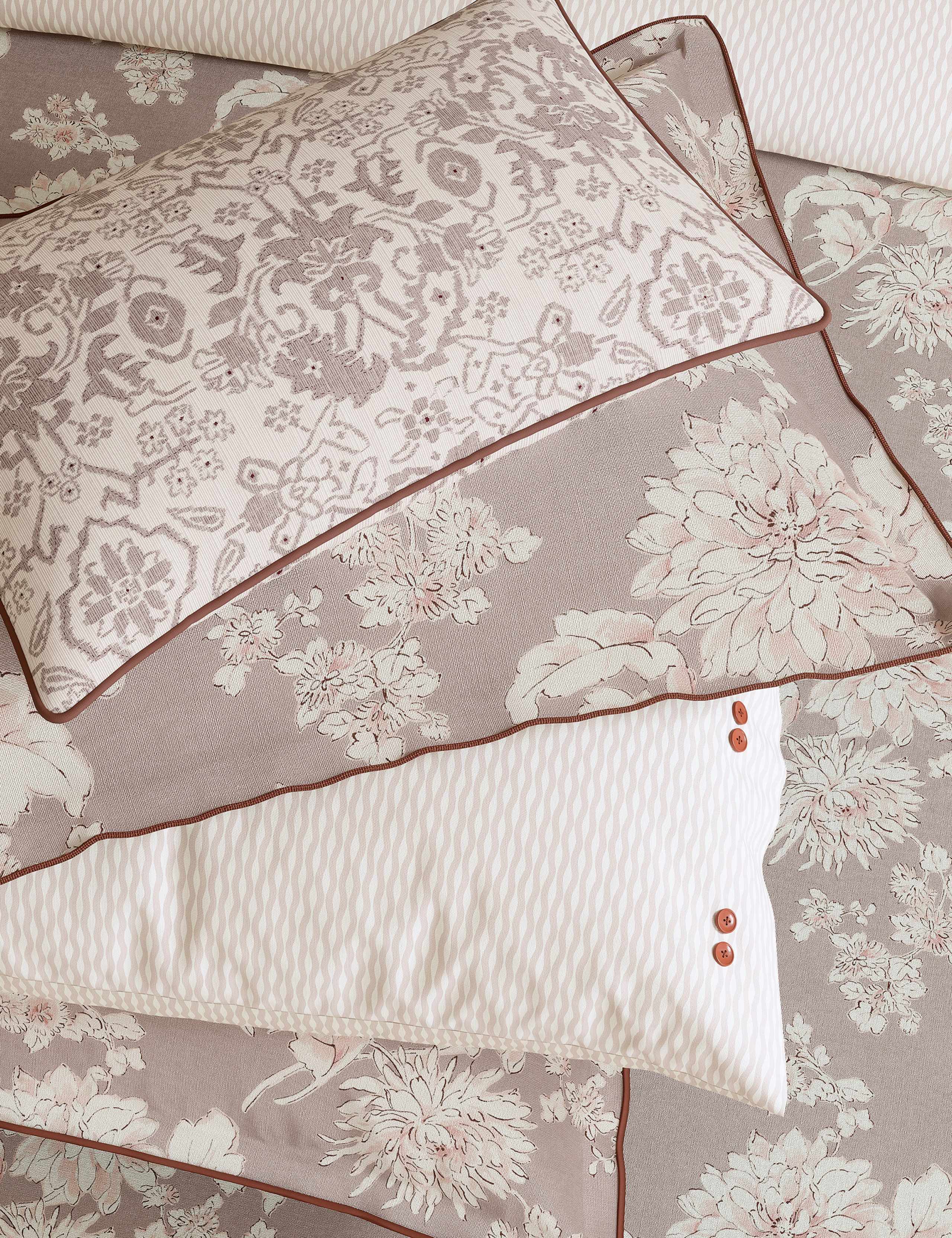 Bedeck Kassi pure cotton cushion 40x70cm floral geometric design (British brand)