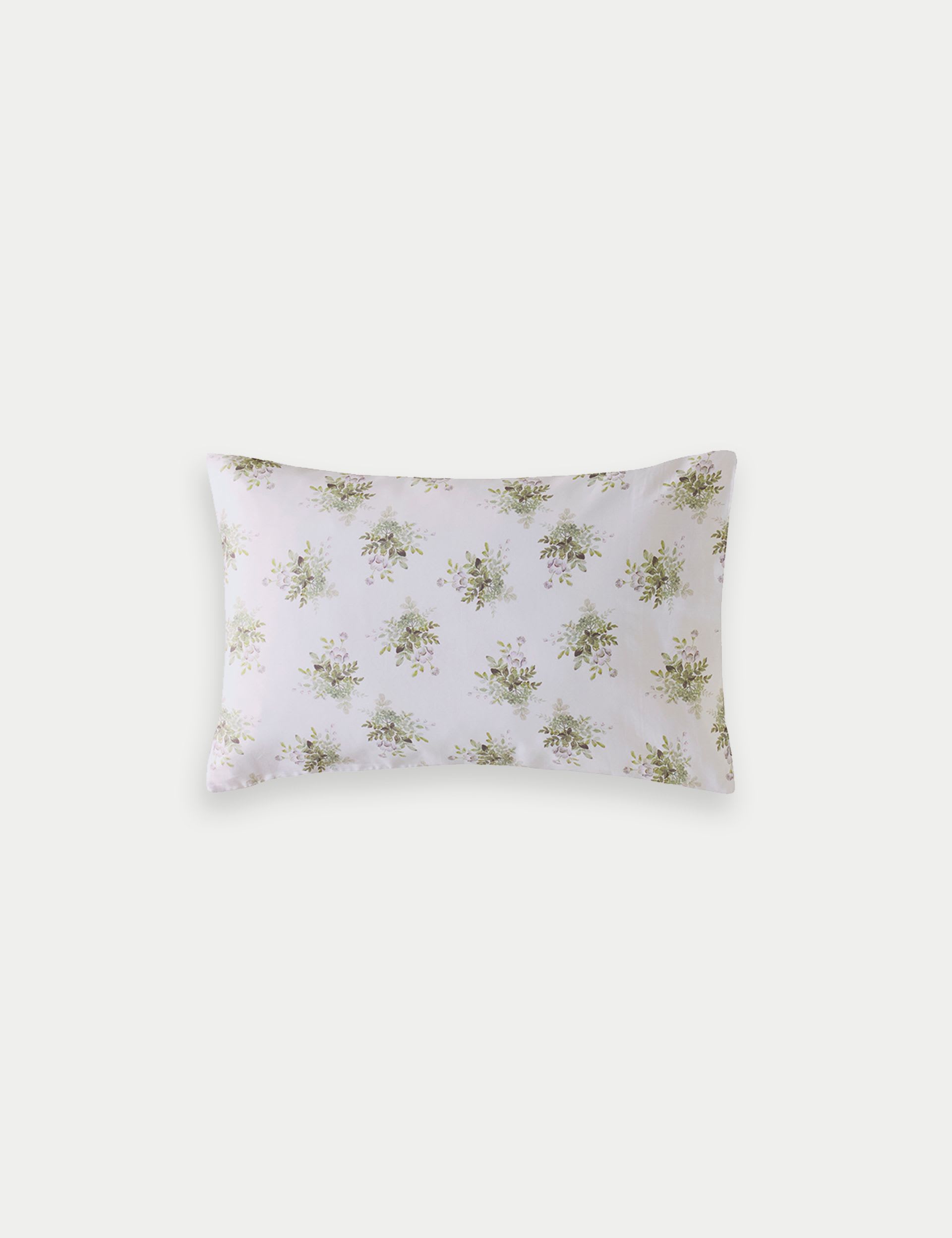 Laura Ashley Linlithgow Floral bedding set, imported from the UK
