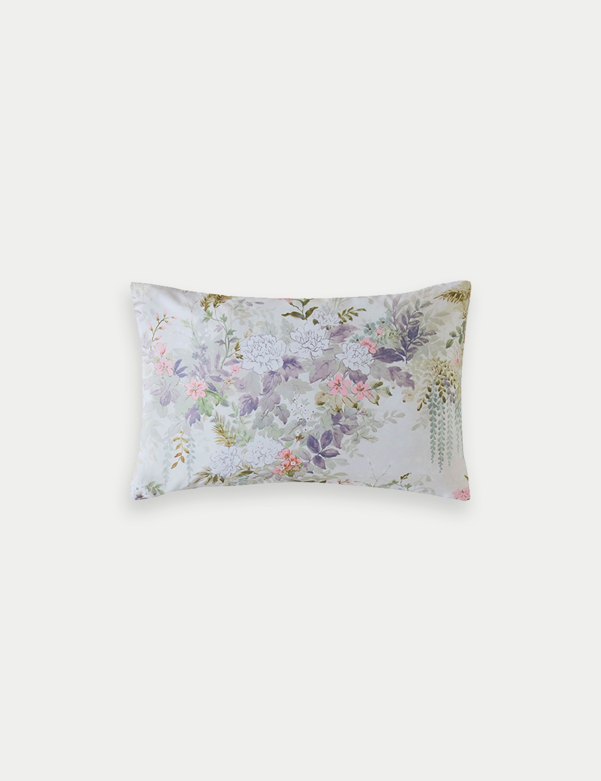 Laura Ashley Linlithgow Floral bedding set, imported from the UK