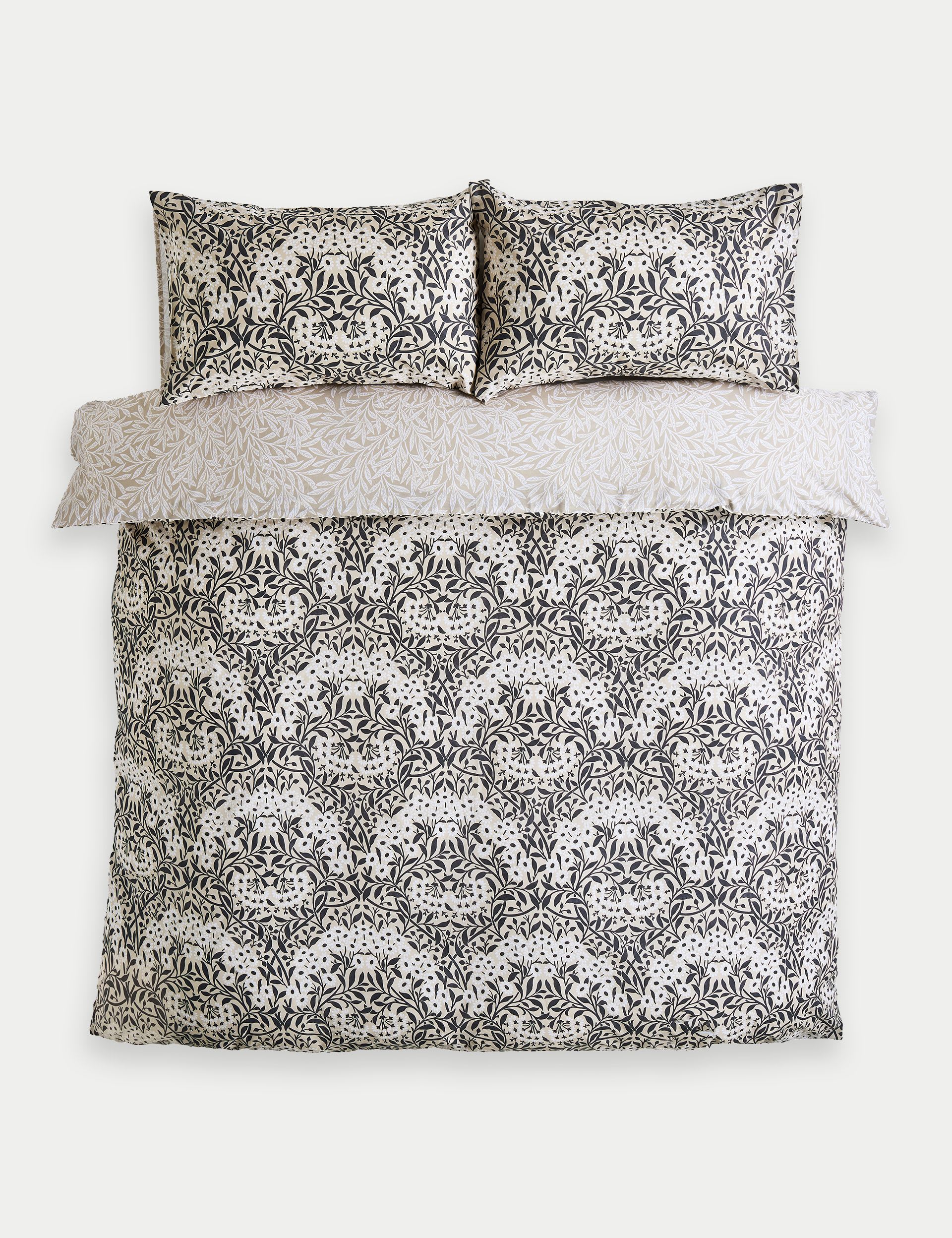 William Morris at Home Michaelmas Daisy bedding set - British product