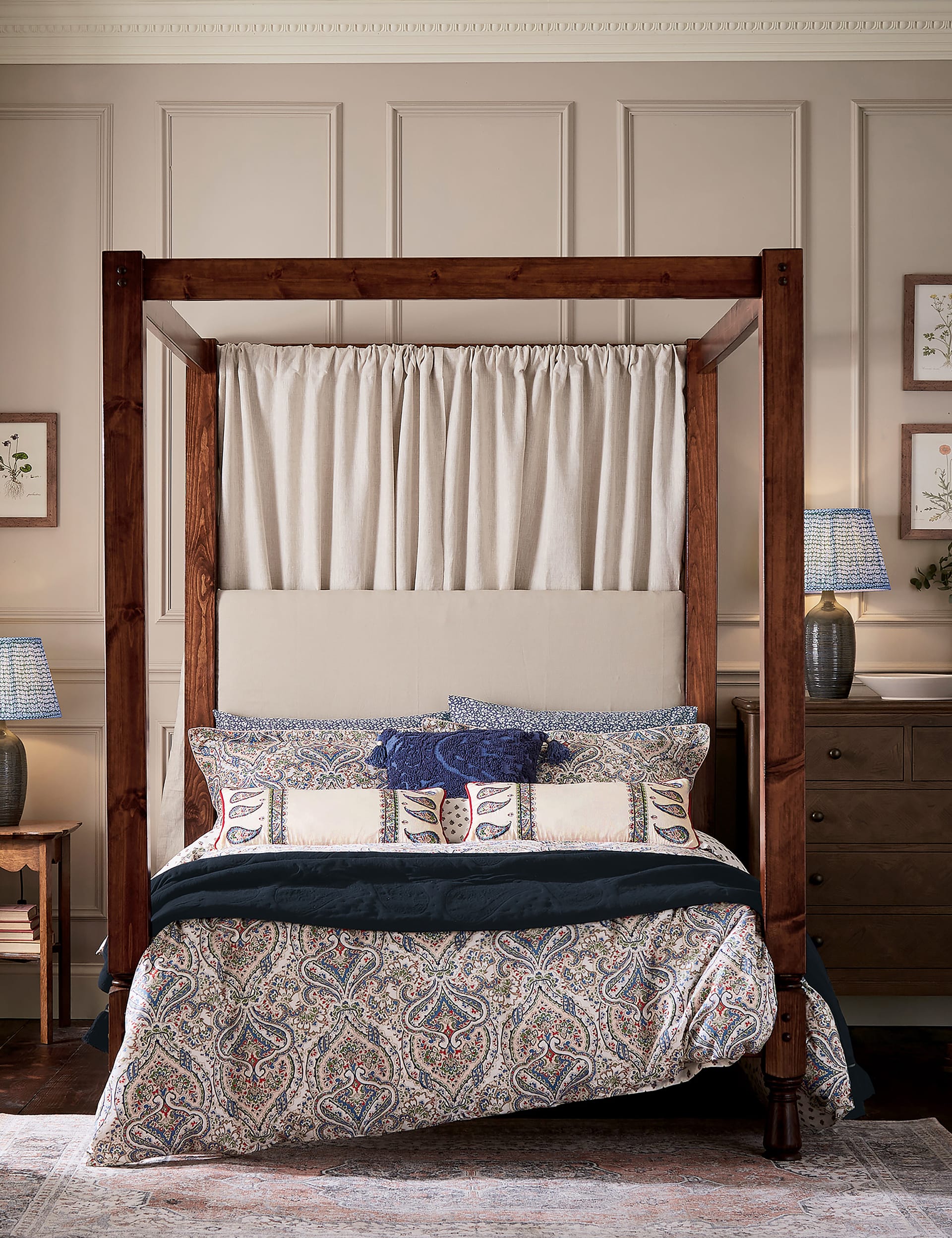 Pure cotton paisley duvet cover and pillowcase set, imported from the UK