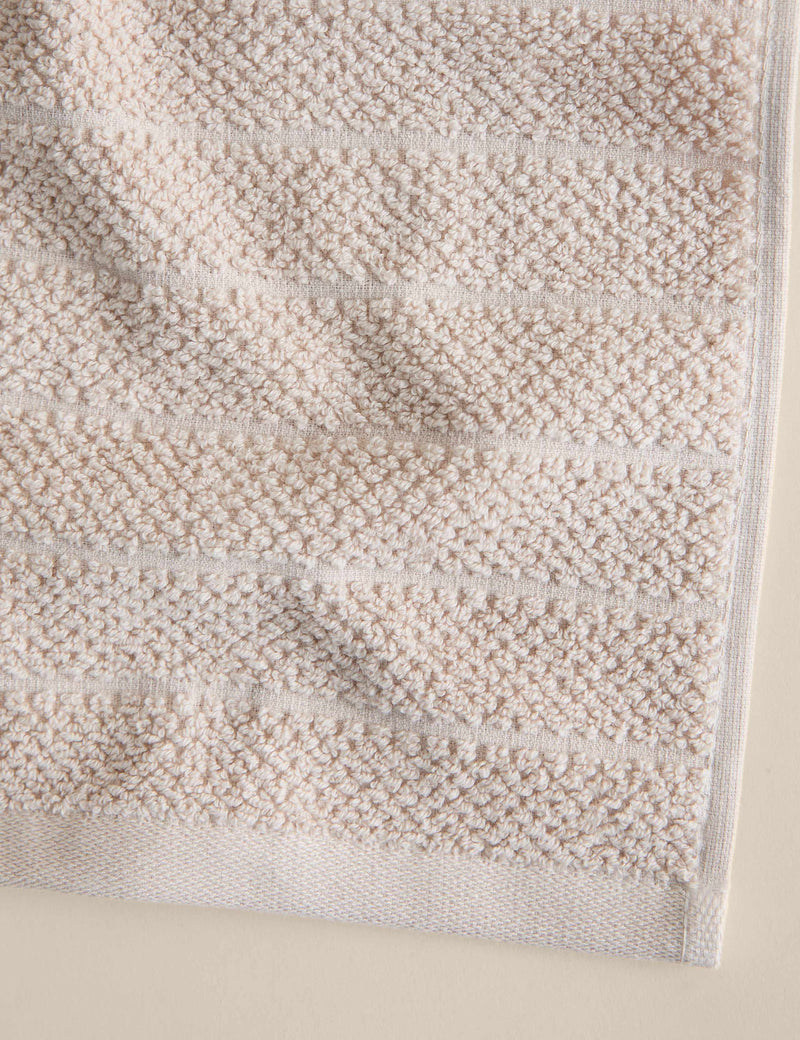 Pure cotton popcorn stripe towel 550gsm, imported from the UK