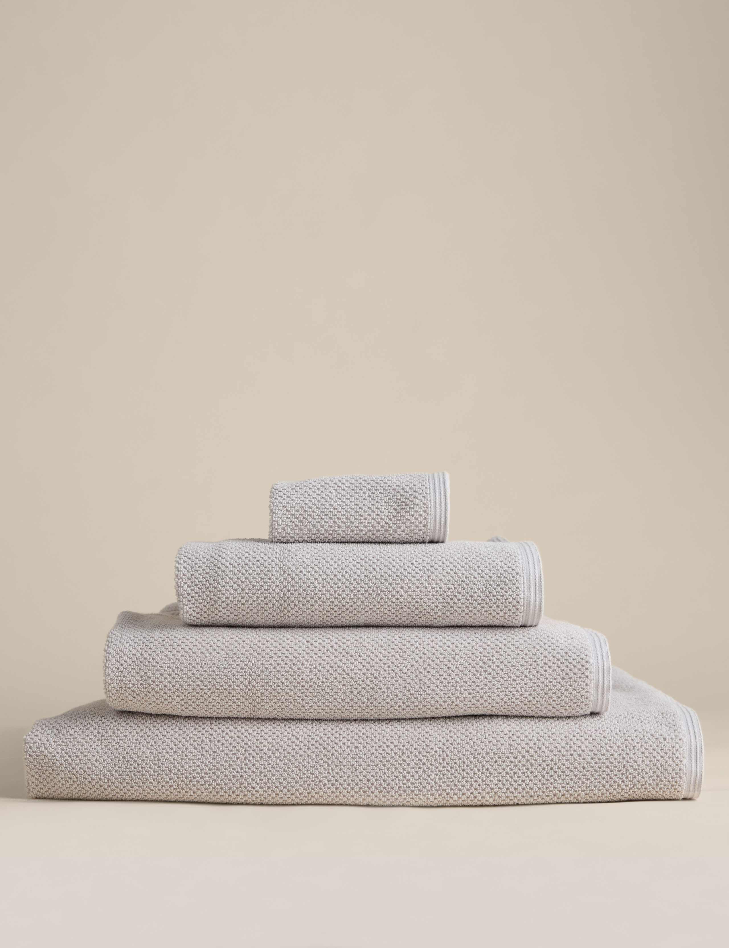 Pure cotton rice weave bath towel 550 gsm, imported from the UK