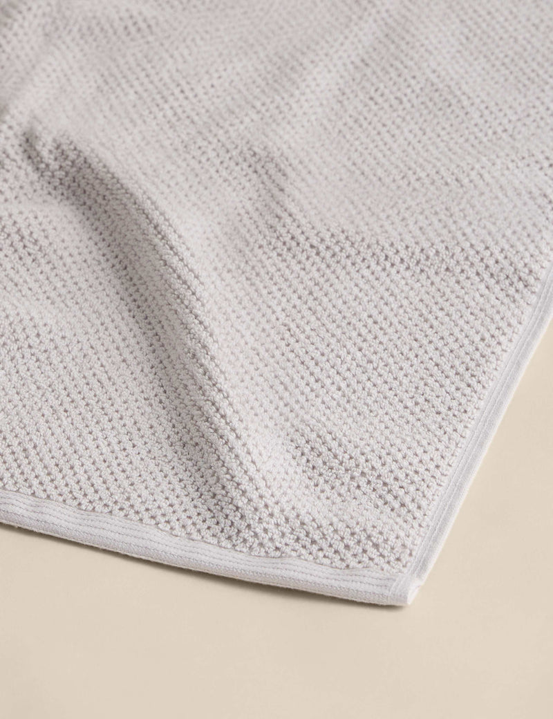 Pure cotton rice weave bath towel 550 gsm, imported from the UK