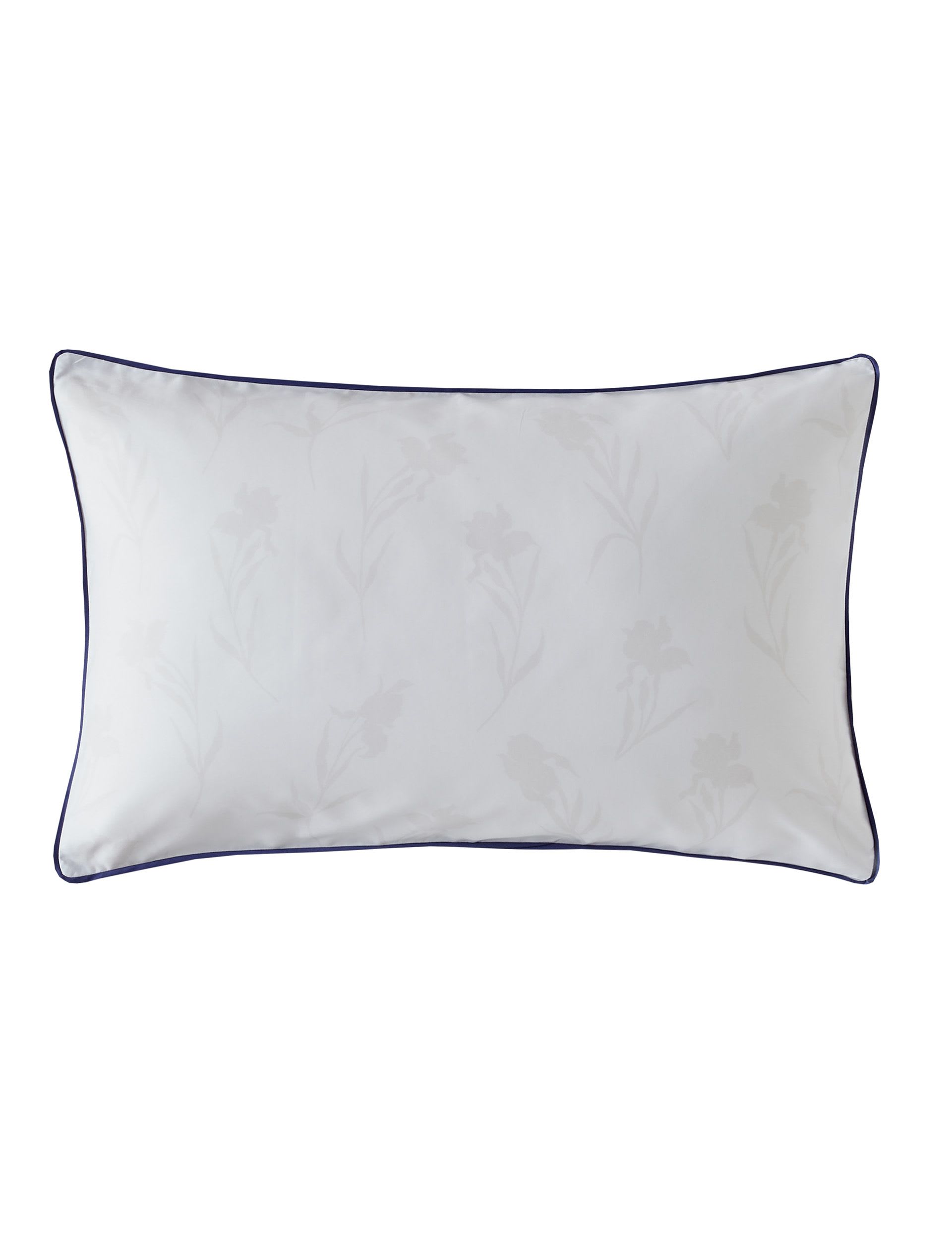 Laura Ashley Hawling Irises bedding set, imported from the UK