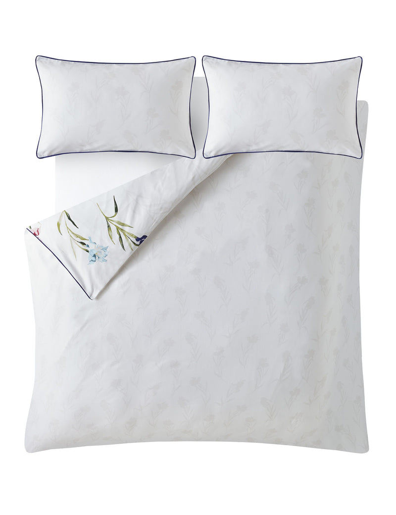 Laura Ashley Hawling Irises bedding set, imported from the UK
