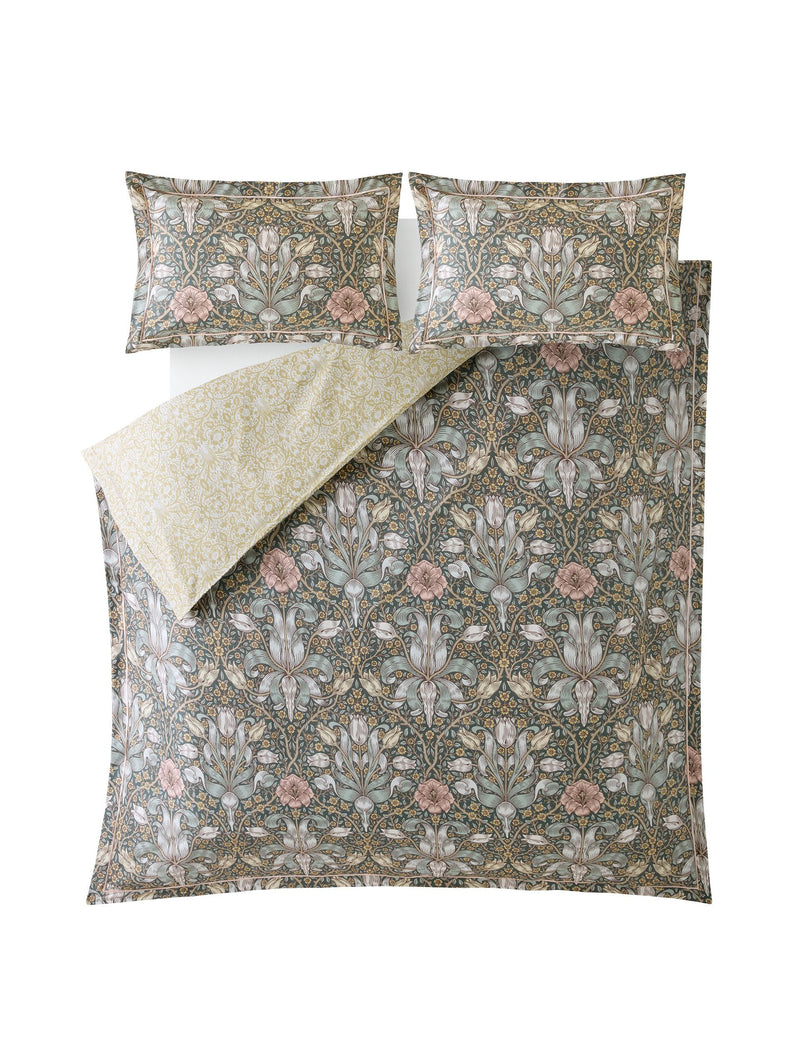 William Morris Spring Thicket bedding set, UK version