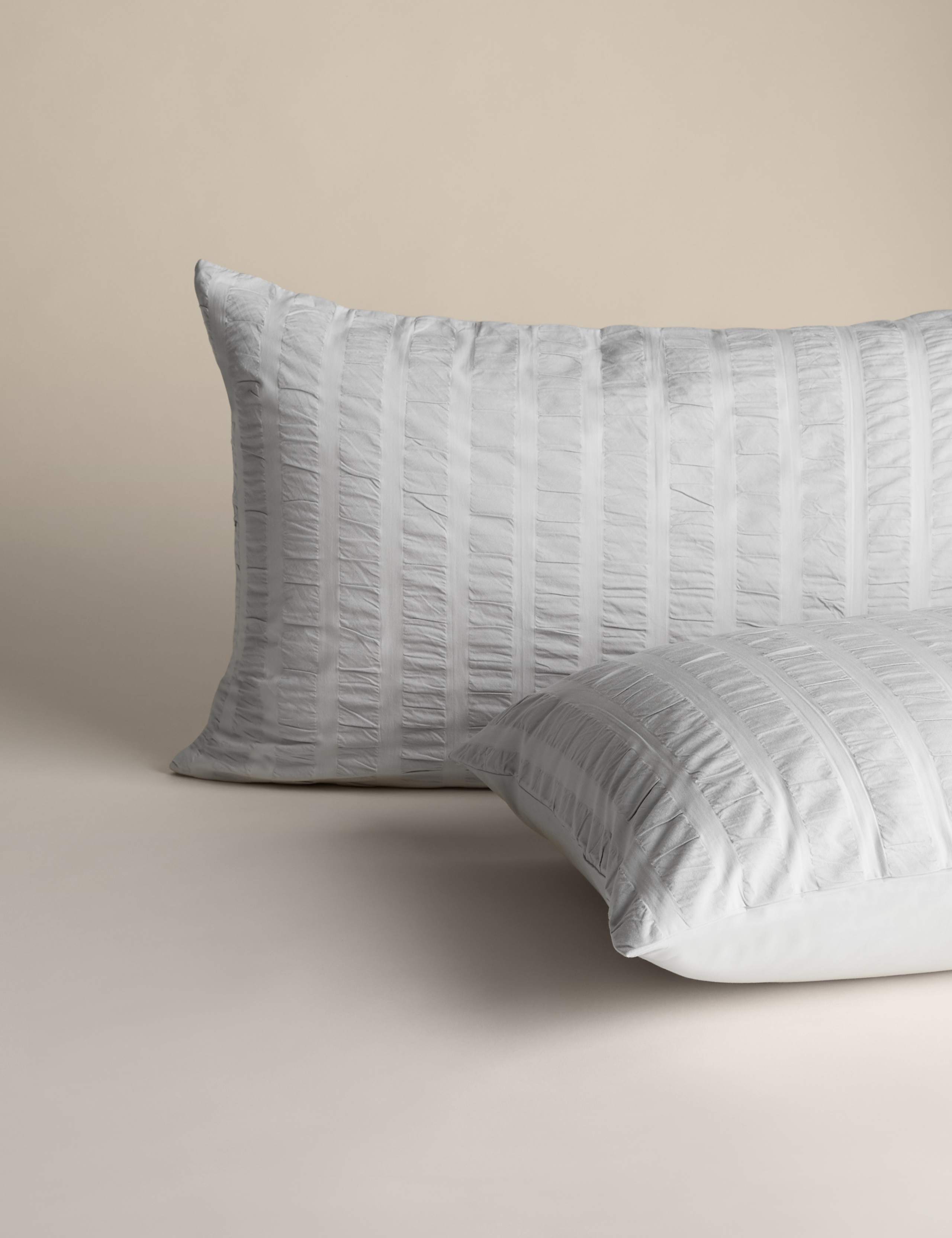 Pure cotton seersucker bedding set, striped pattern - British product