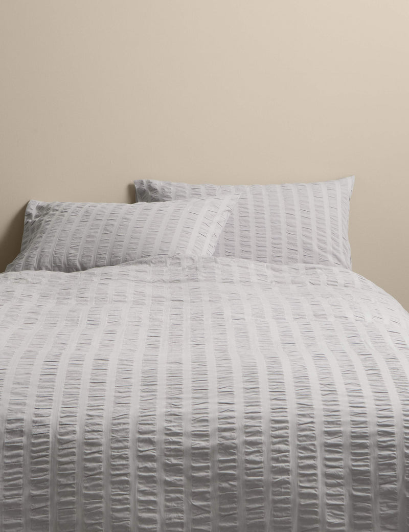 Pure cotton seersucker bedding set, striped pattern - British product