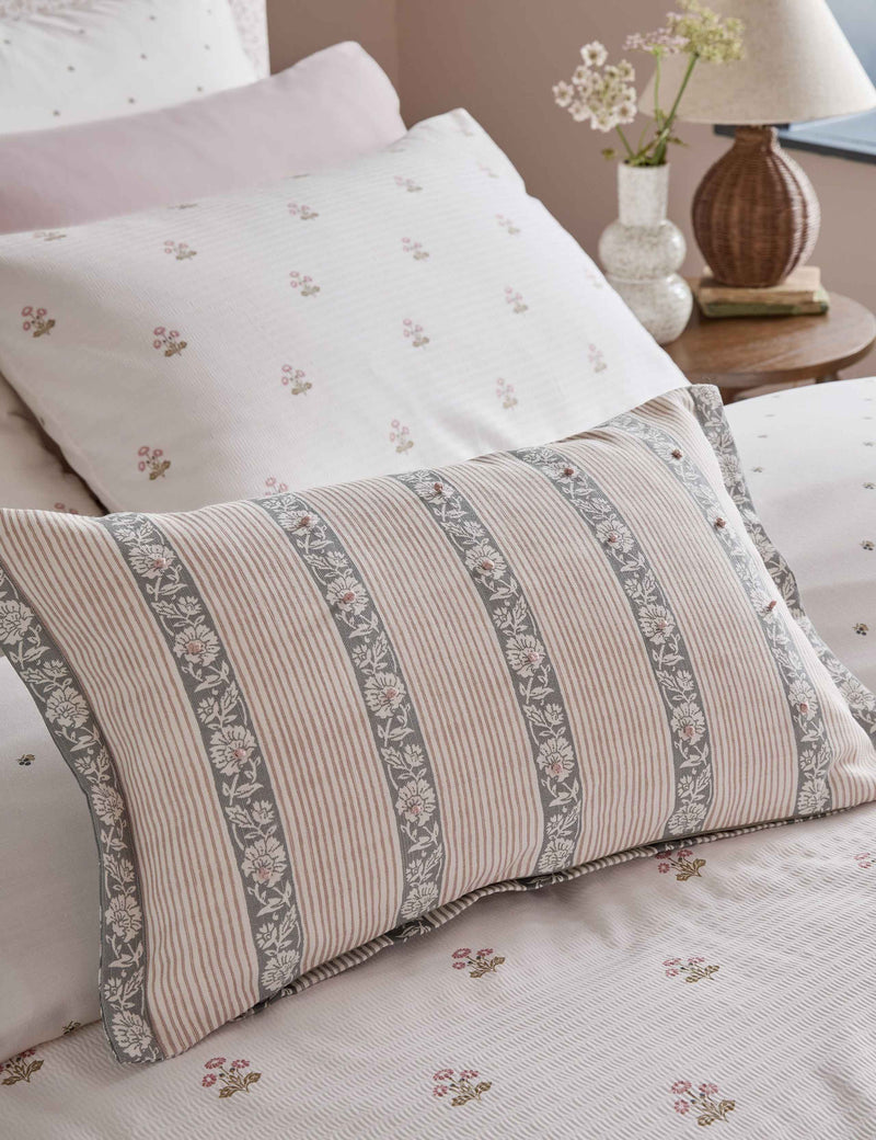 Laura Ashley Semington cushion floral striped 30x50 cm, UK version