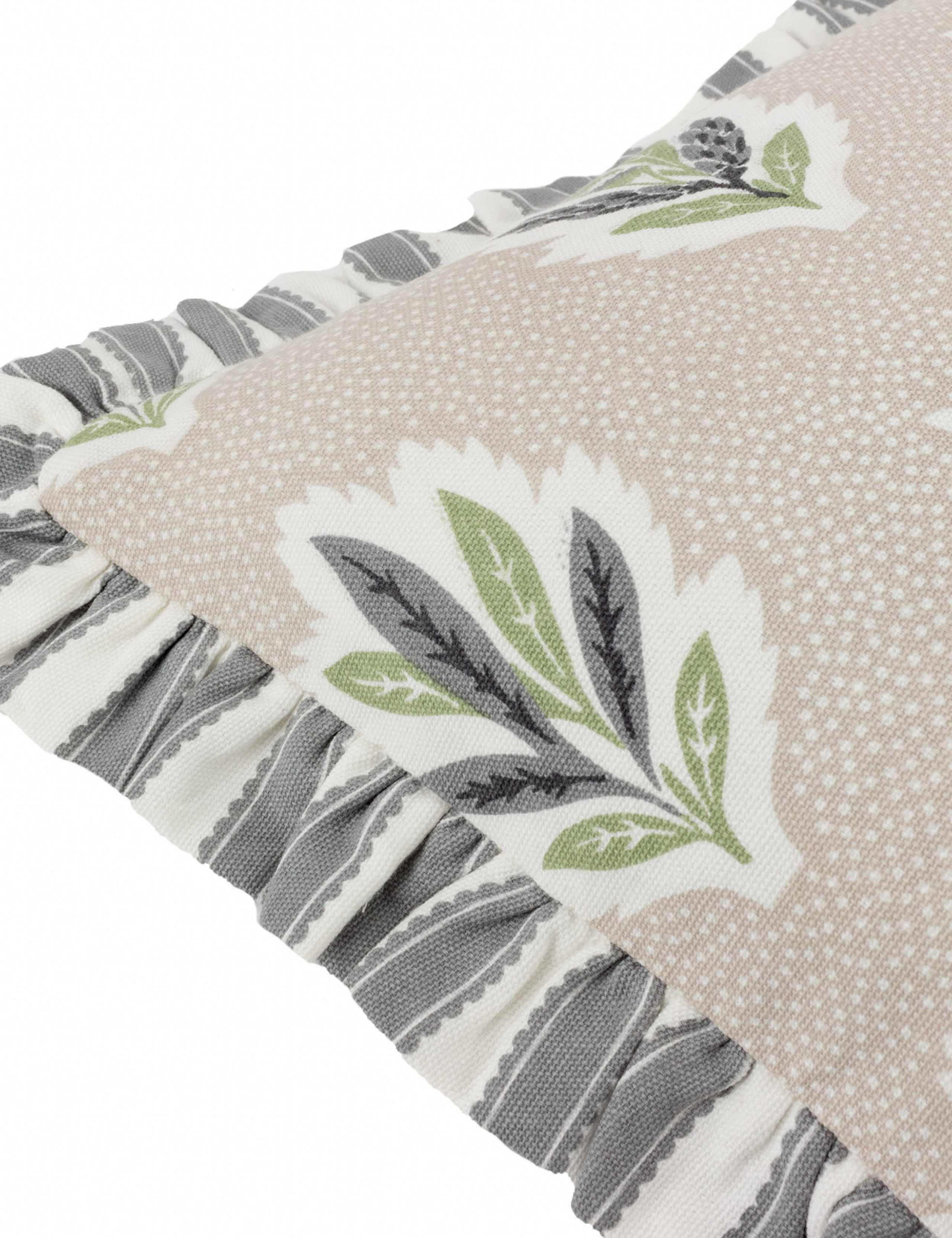 Sanderson pure cotton cushion oak leaf design 50x50cm (British brand)