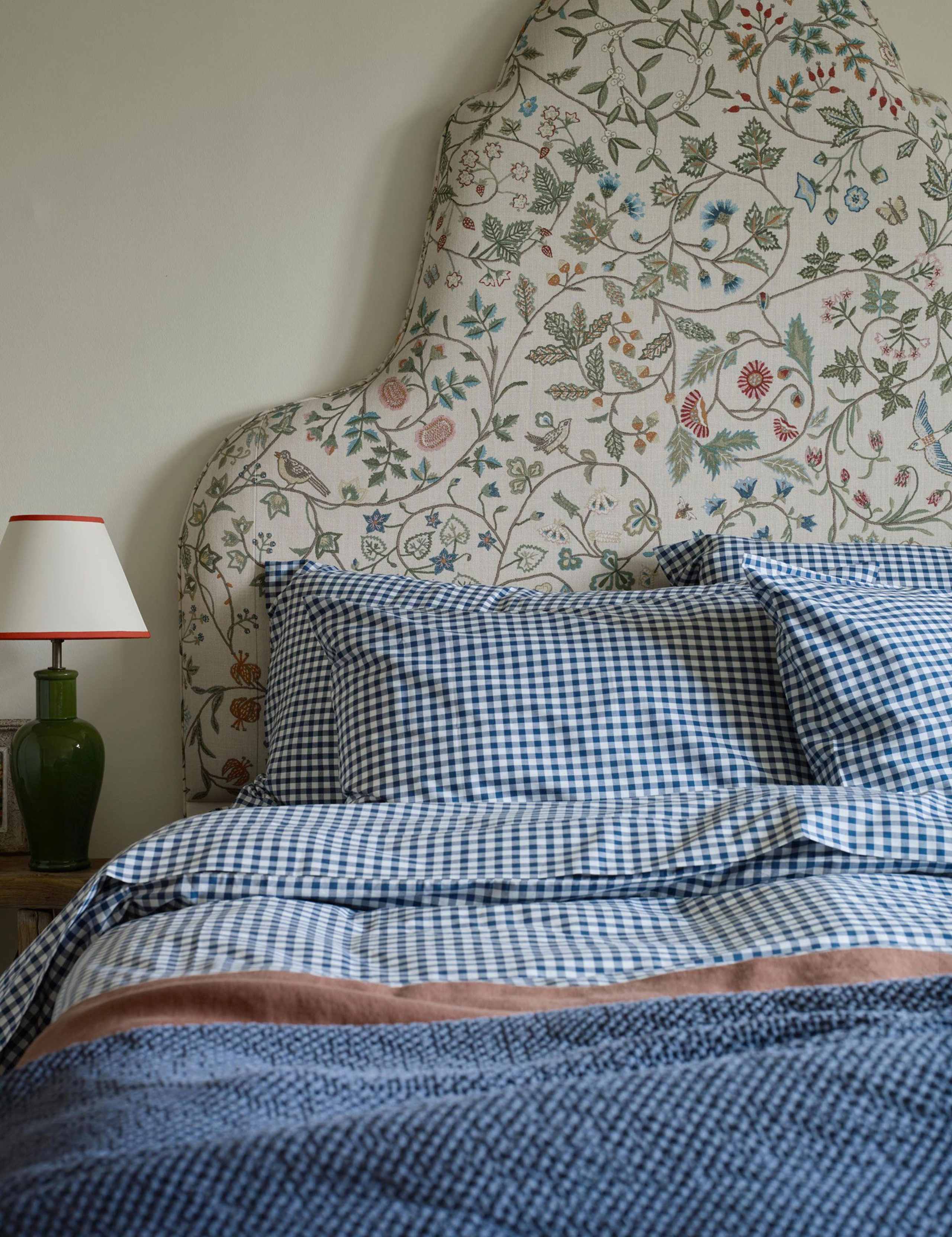 Piglet in Bed small gingham fitted sheet (British brand)