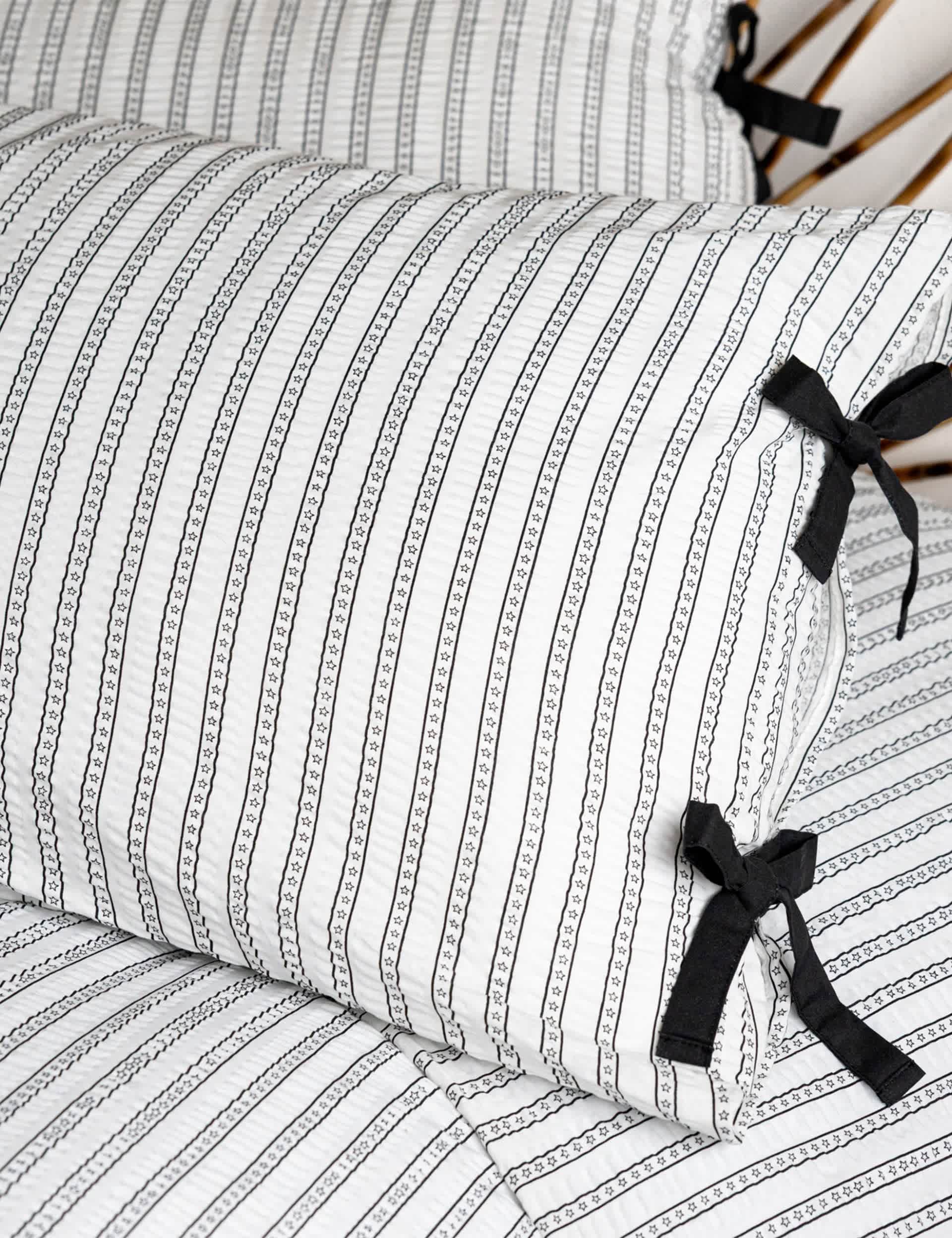 Rockett St George star struck stripe duvet set (British brand)