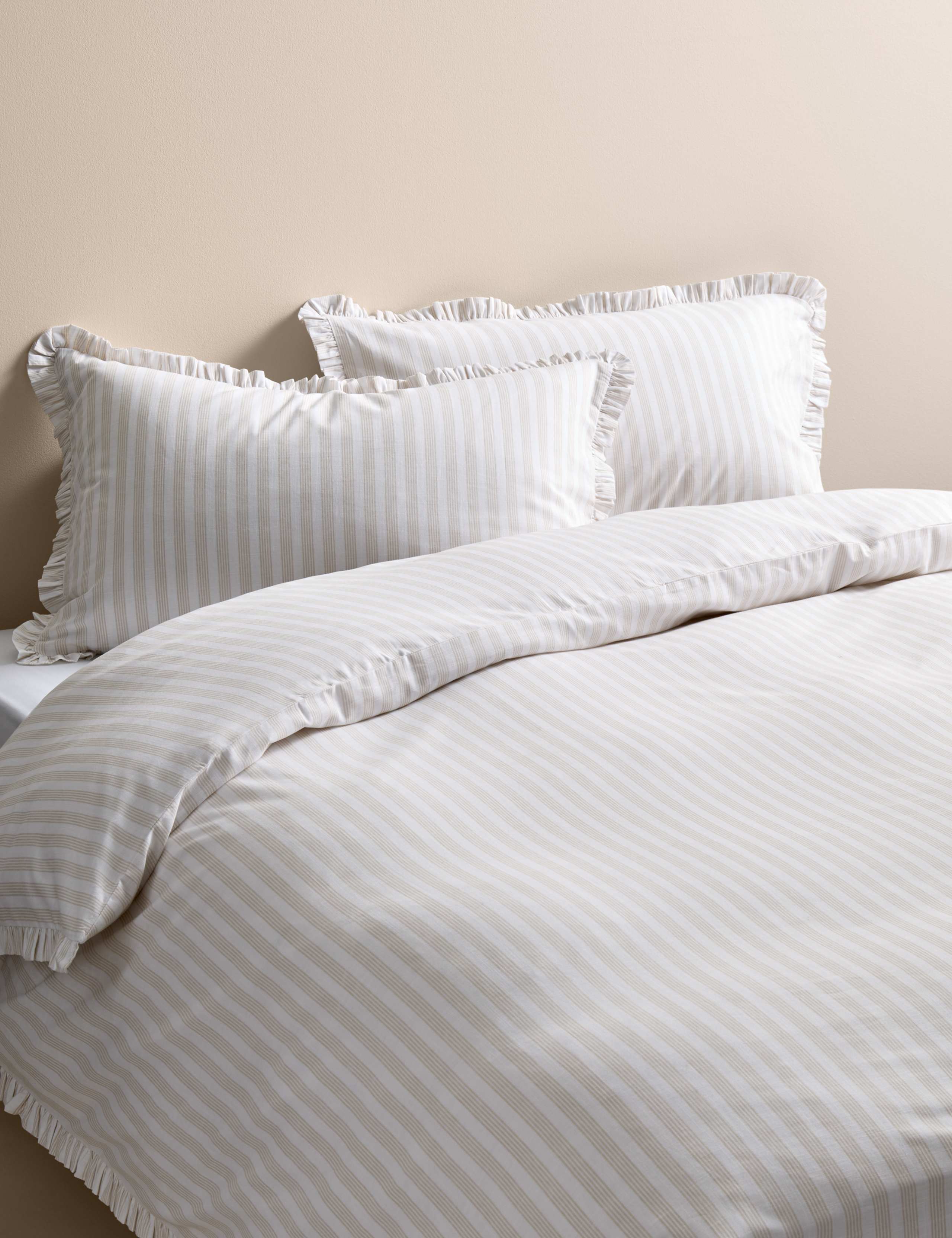Pure cotton striped ruffle single bedding set, imported from the UK
