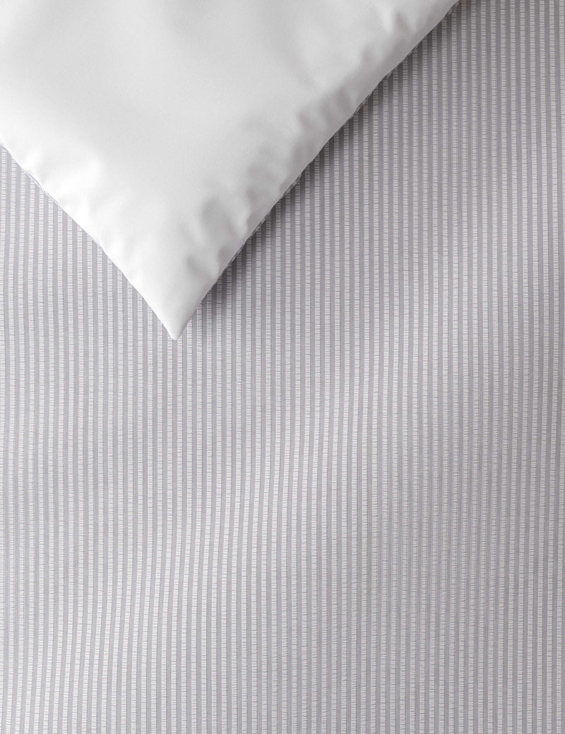 Cotton striped seersucker bedding set, imported from the UK