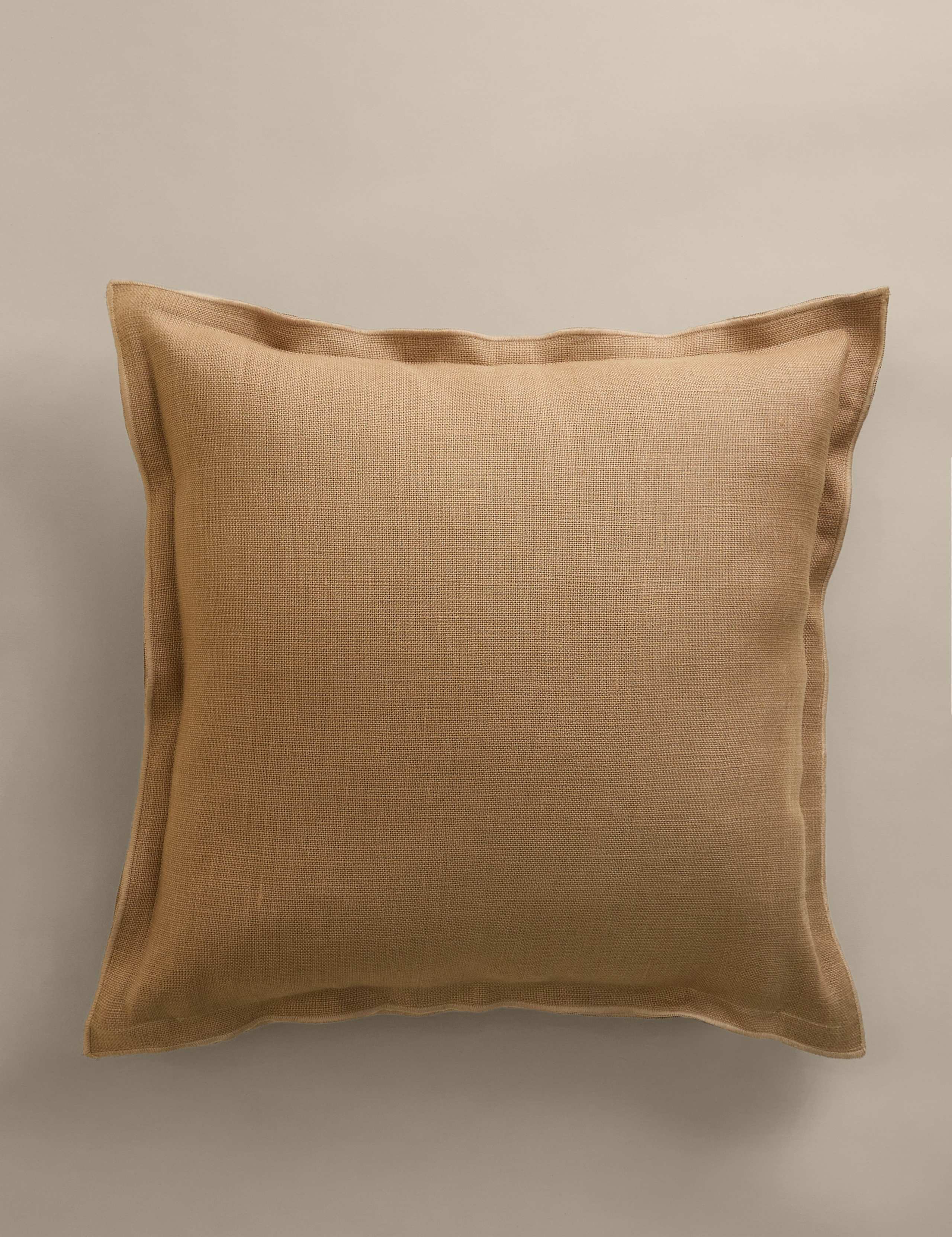 Pure linen feather cushion 50x50 cm British product