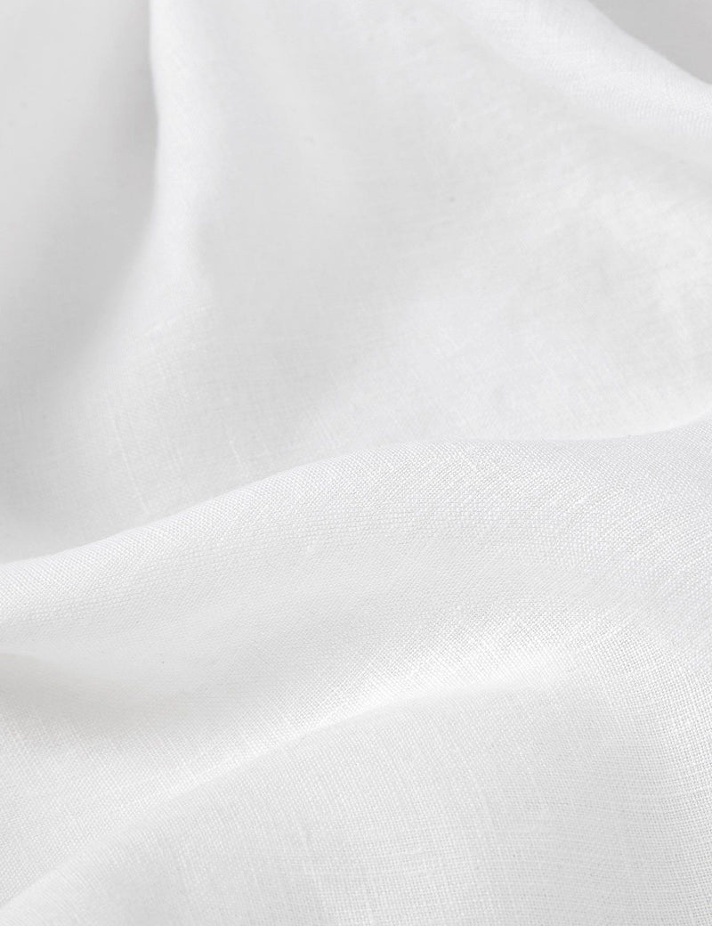 Piglet in Bed pure linen fitted sheet, imported from the UK
