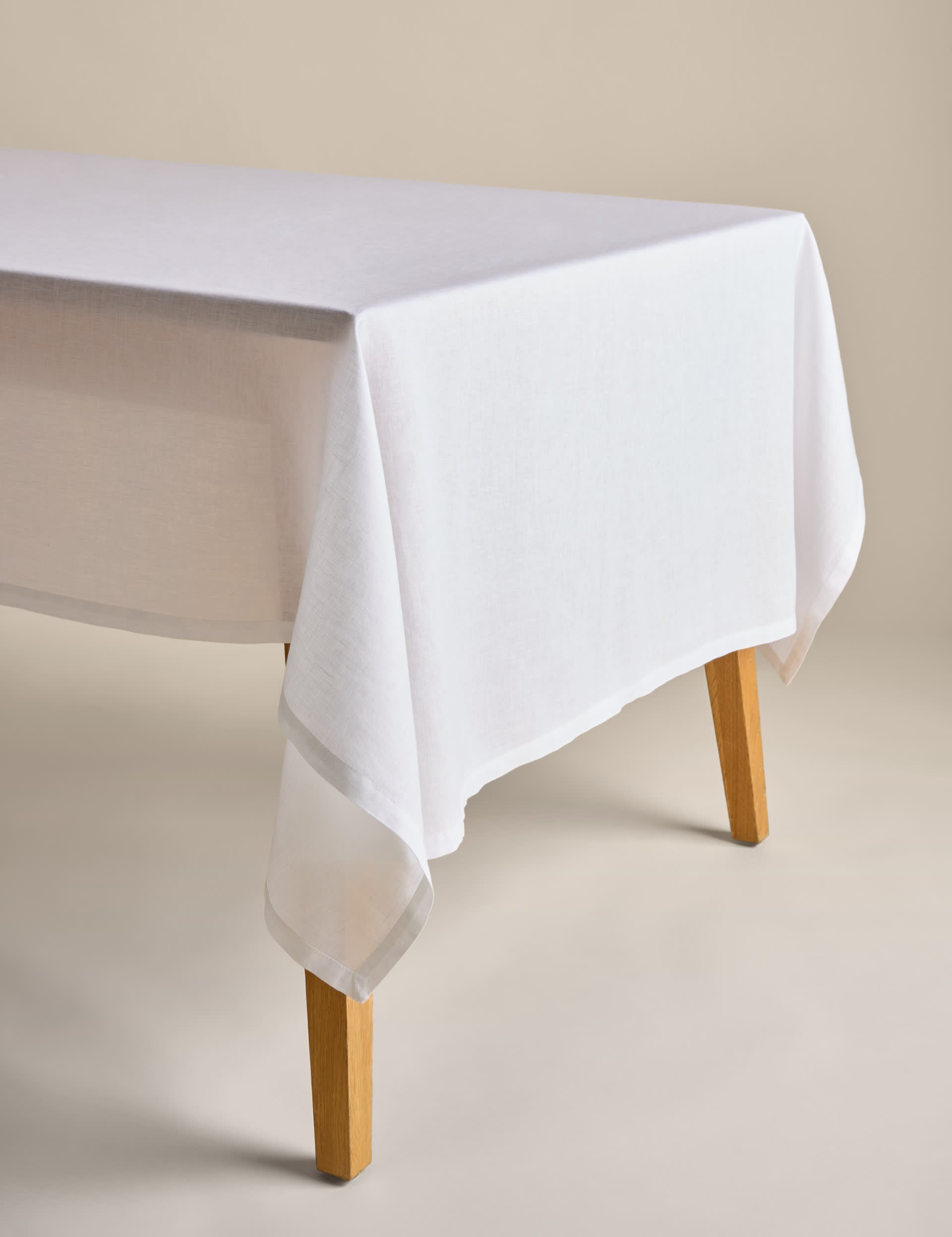 Pure Linen Tablecloth 140 x 230 cm, imported from the UK