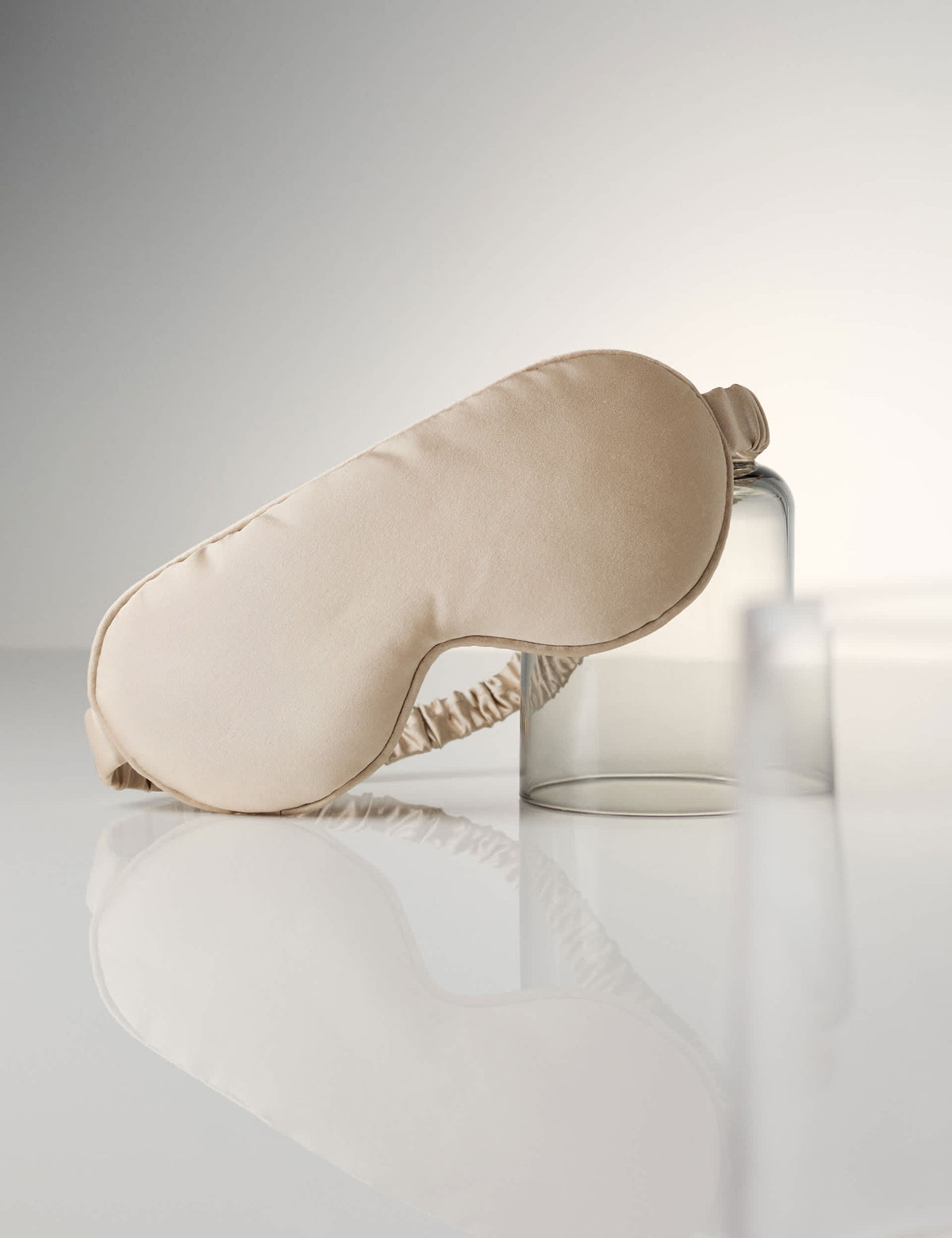 Pure mulberry silk eye mask, imported from the UK