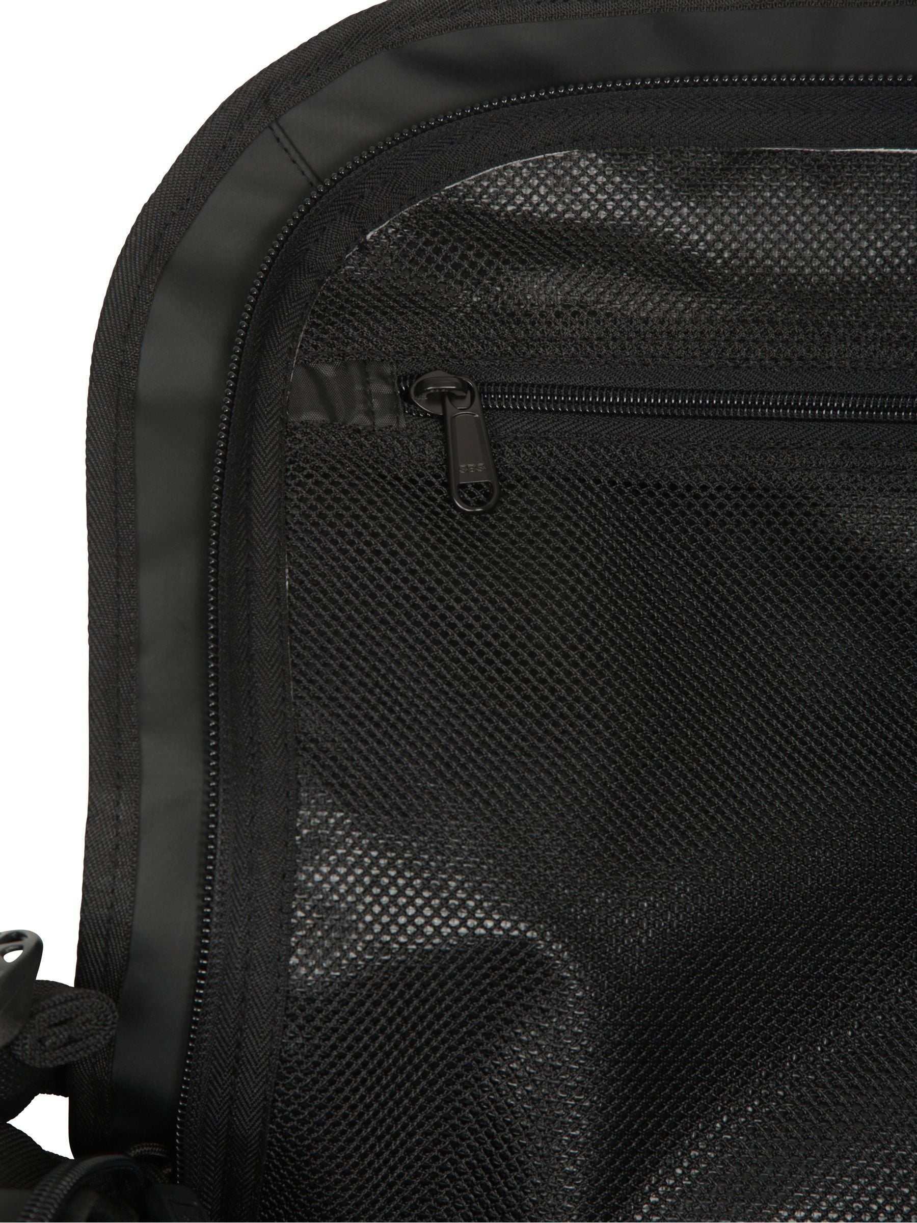 Mountain Warehouse black cargo bag 90L - British product