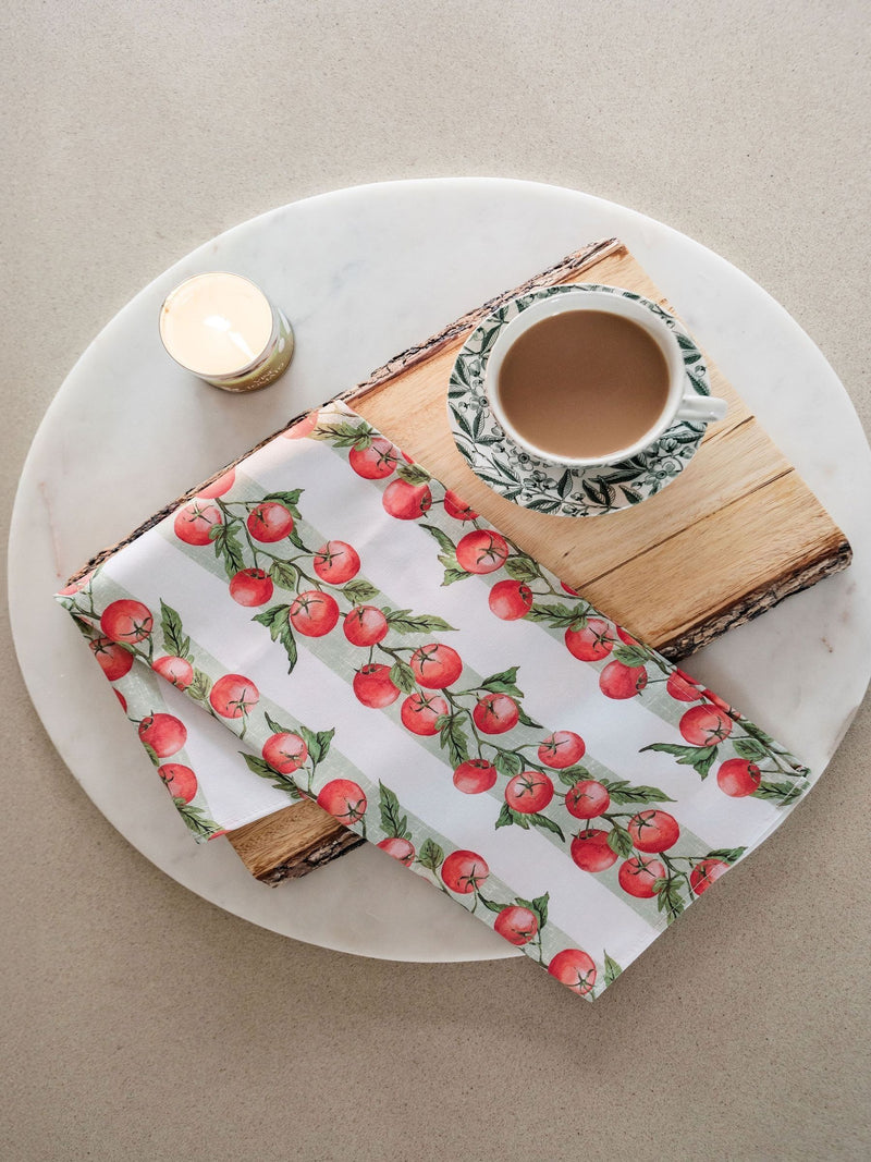 Avalon Home red vine tomato tea towel 45x68cm, imported from the UK