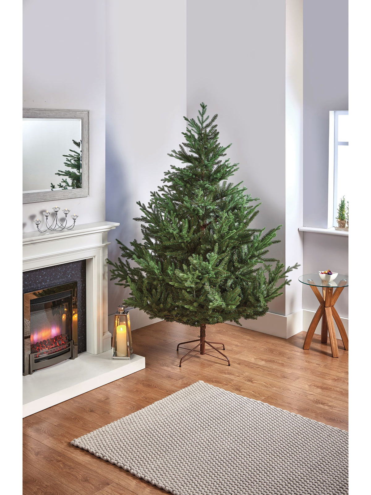 Premier Decorations Glenshee Spruce artificial Christmas tree 6ft, imported from the UK