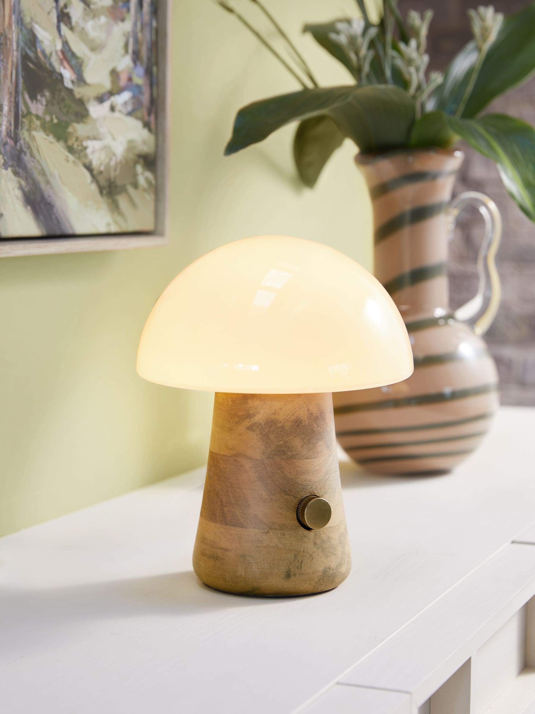 Natural Bjorn rechargeable wireless table lamp (British brand)