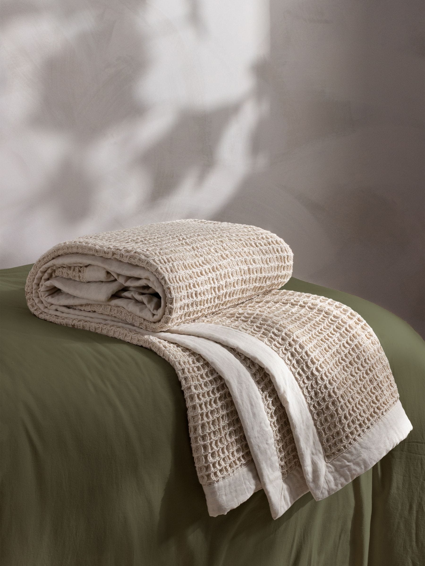 Yard cotton waffle throw 260x240cm - British product