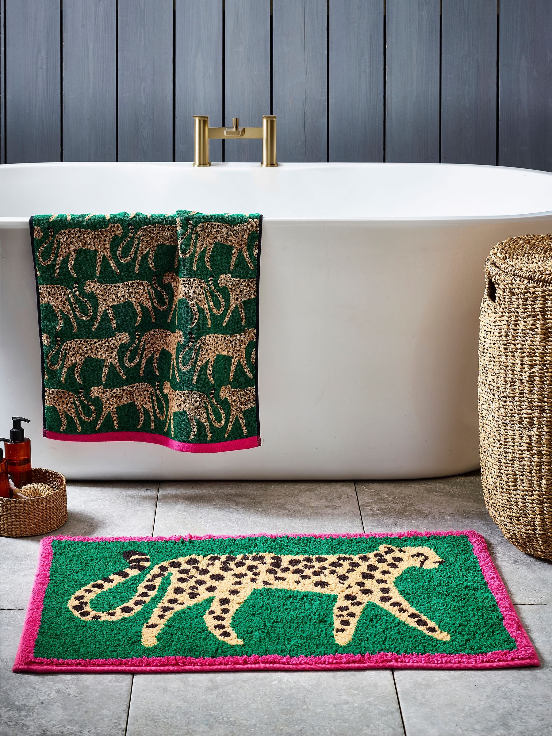 Green cheetah animal print bath mat 50x80cm, imported from the UK