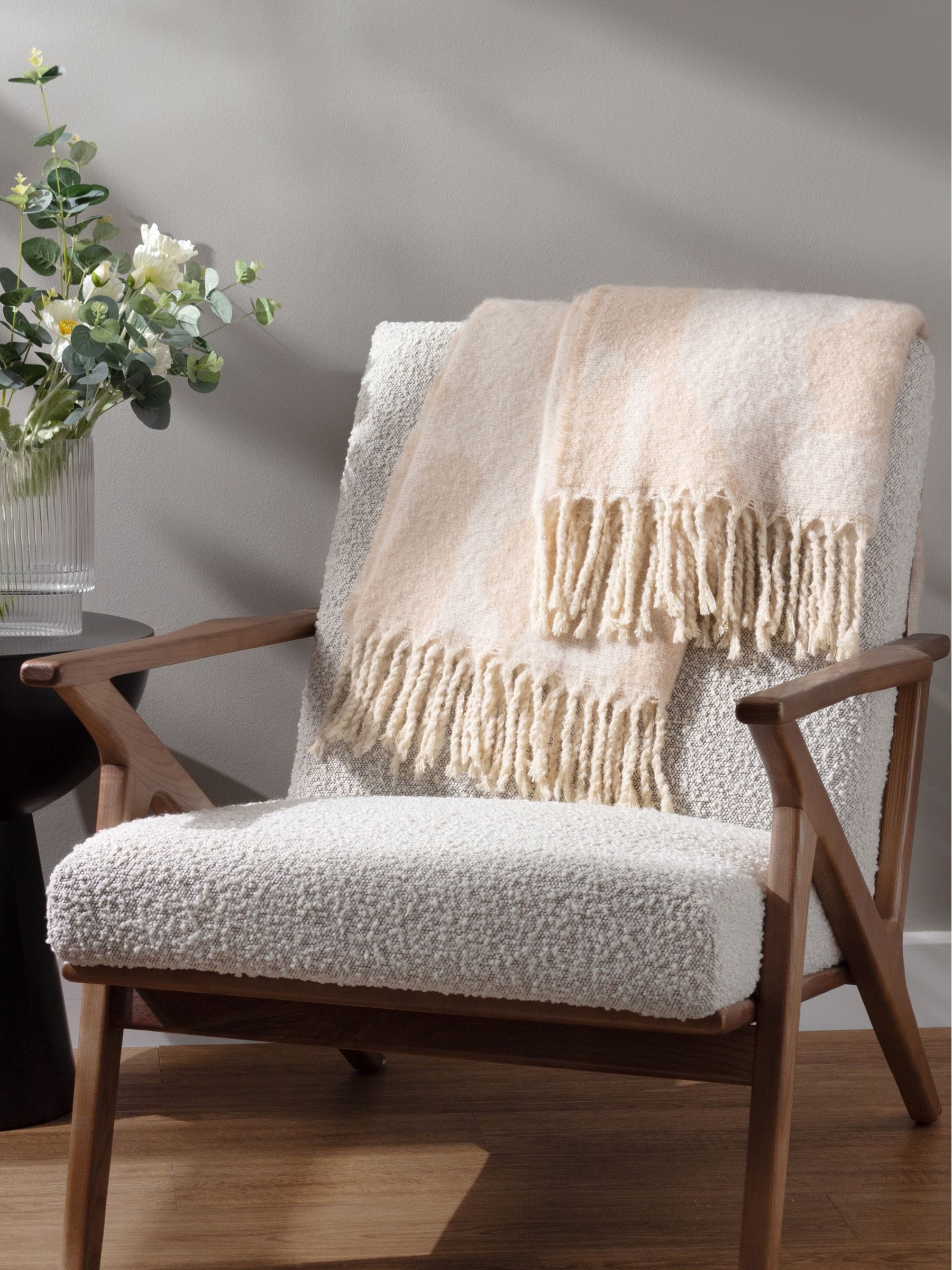 HÖEM cream jacquard tasselled throw 130x180cm, imported from the UK