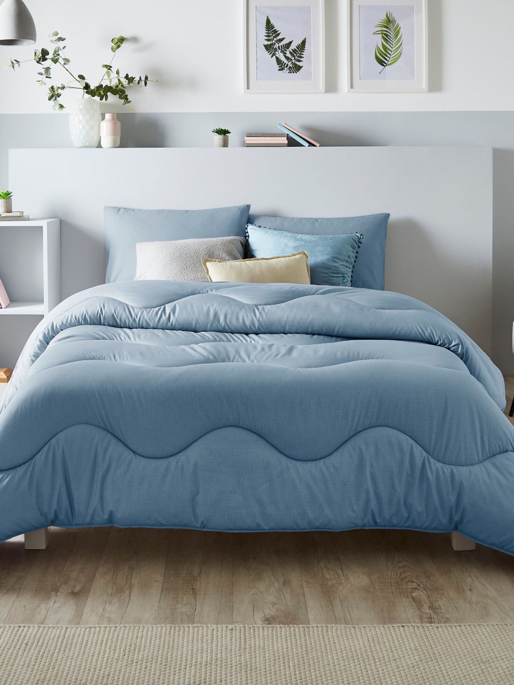 Night Lark 4.5 Tog Coverless Duvet