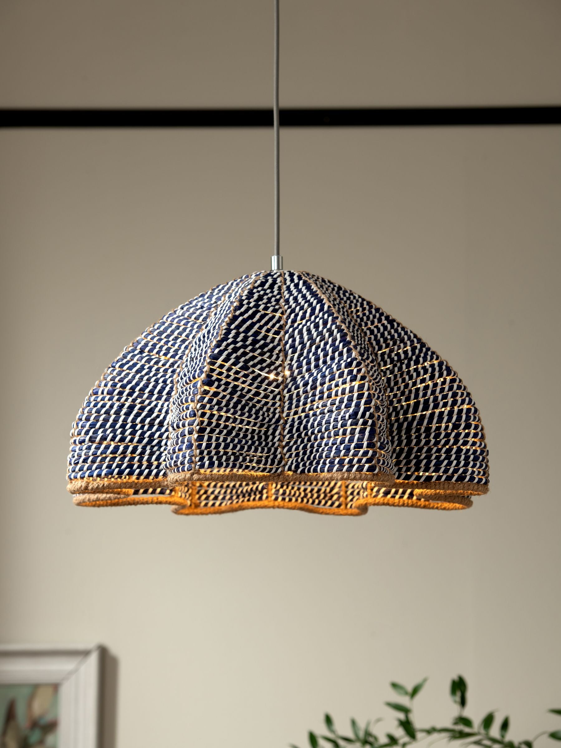 Nina Campbell blue easy fit echinus shade, UK version