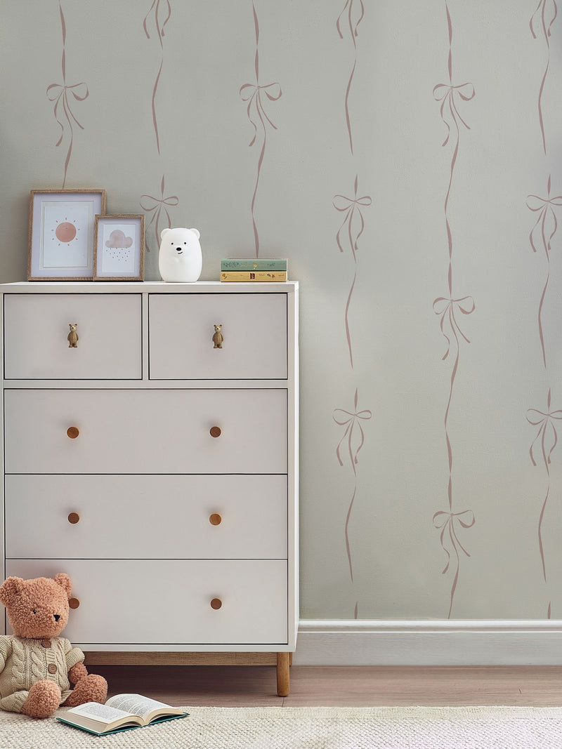 Antoinette Bow Pink wallpaper sample A4 (British brand)