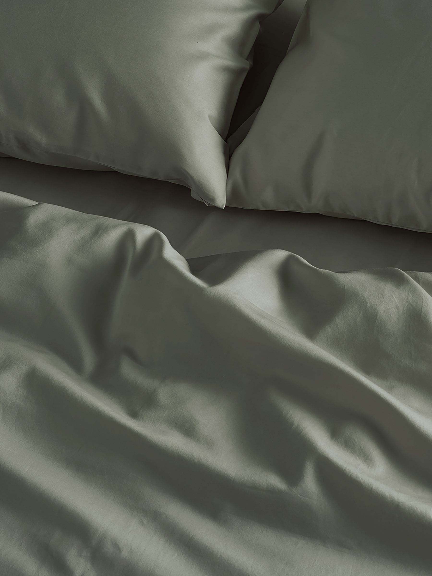 Bedfolk green Luxe Cotton pillowcases set of 2 - British product