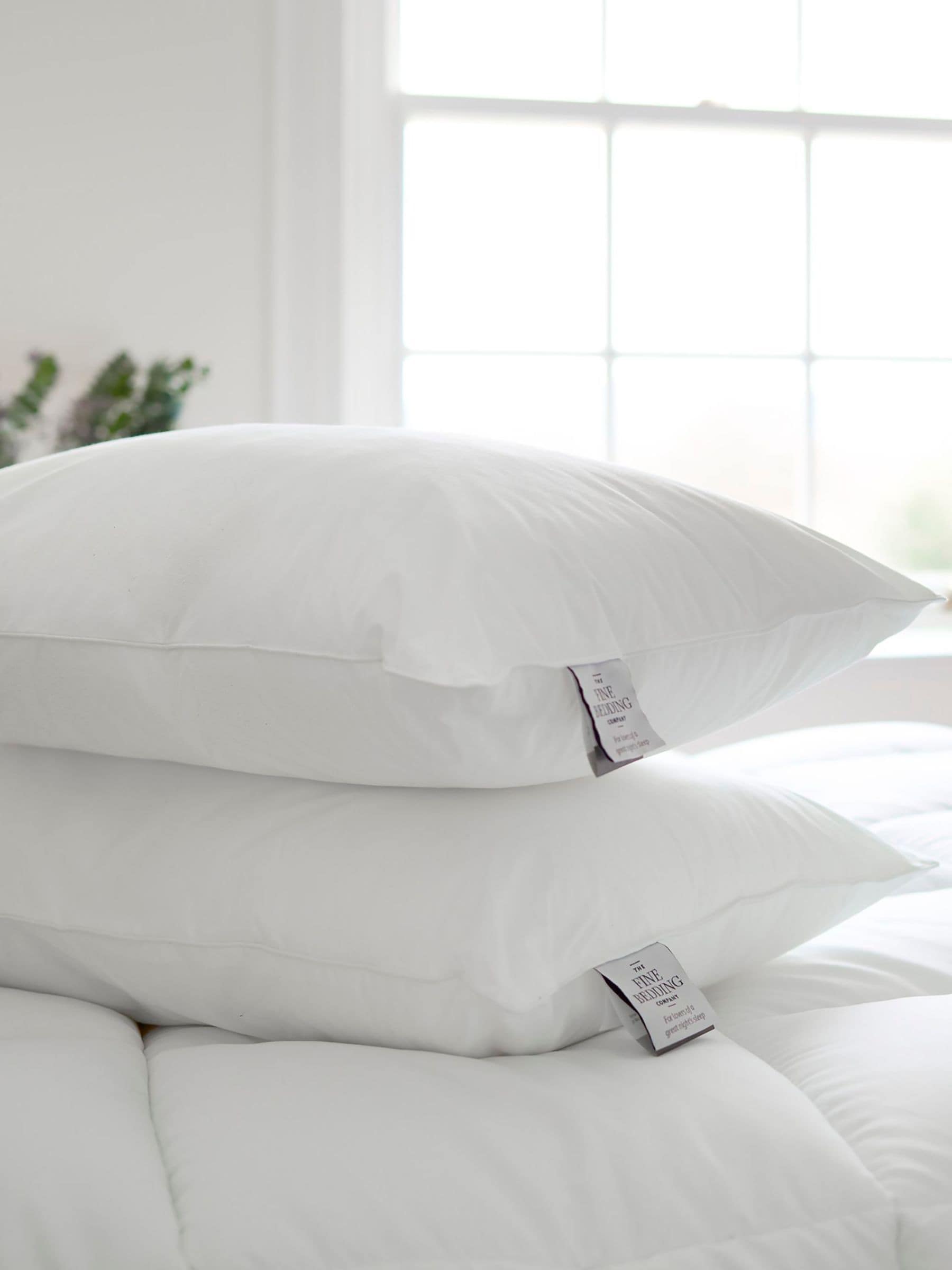 Clusterfull medium support white pillow pair standard size - British product