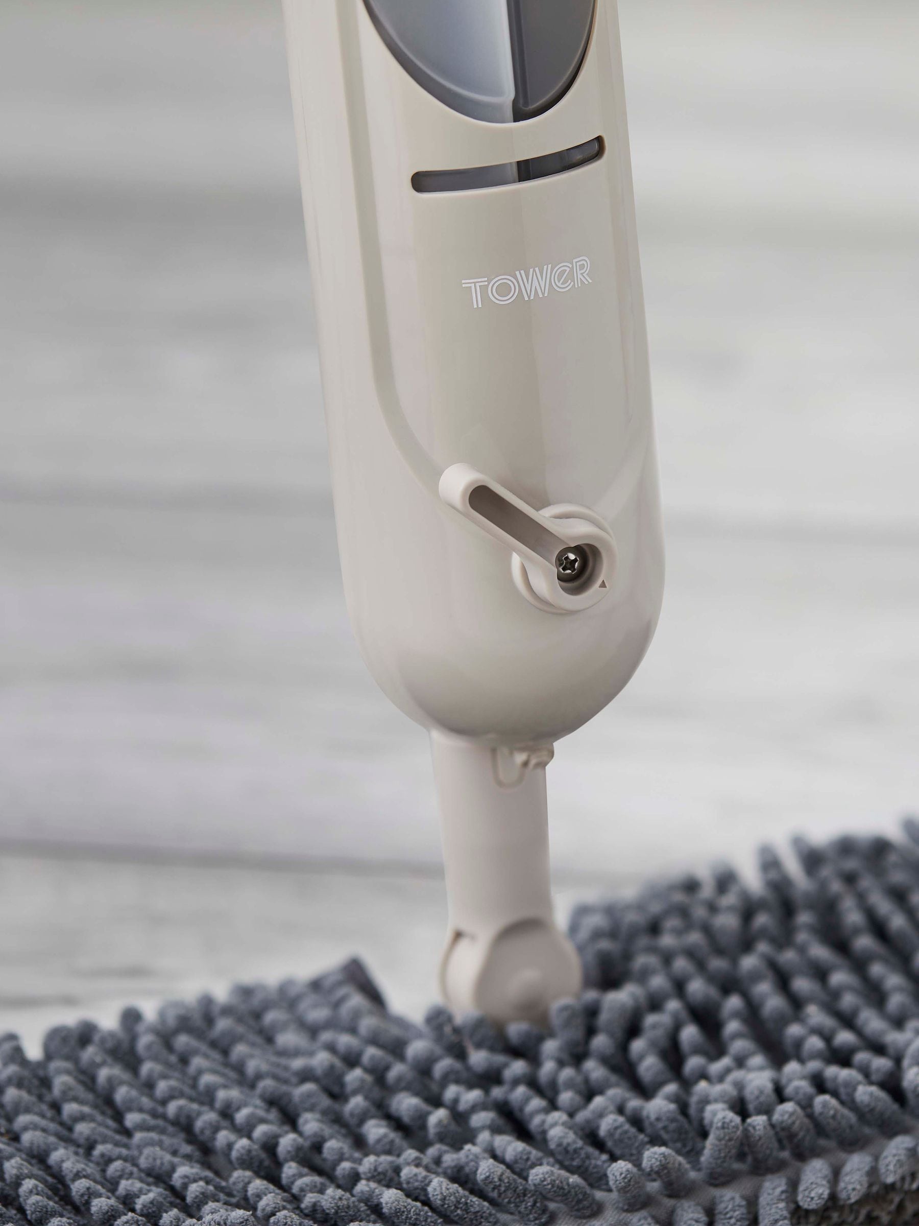 Tower dual container spray mop with microfibre pads - British product