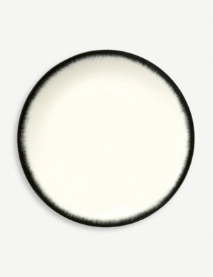 Ann Demeulemeester porcelain plate Dé variation no.3 24cm (British brand)