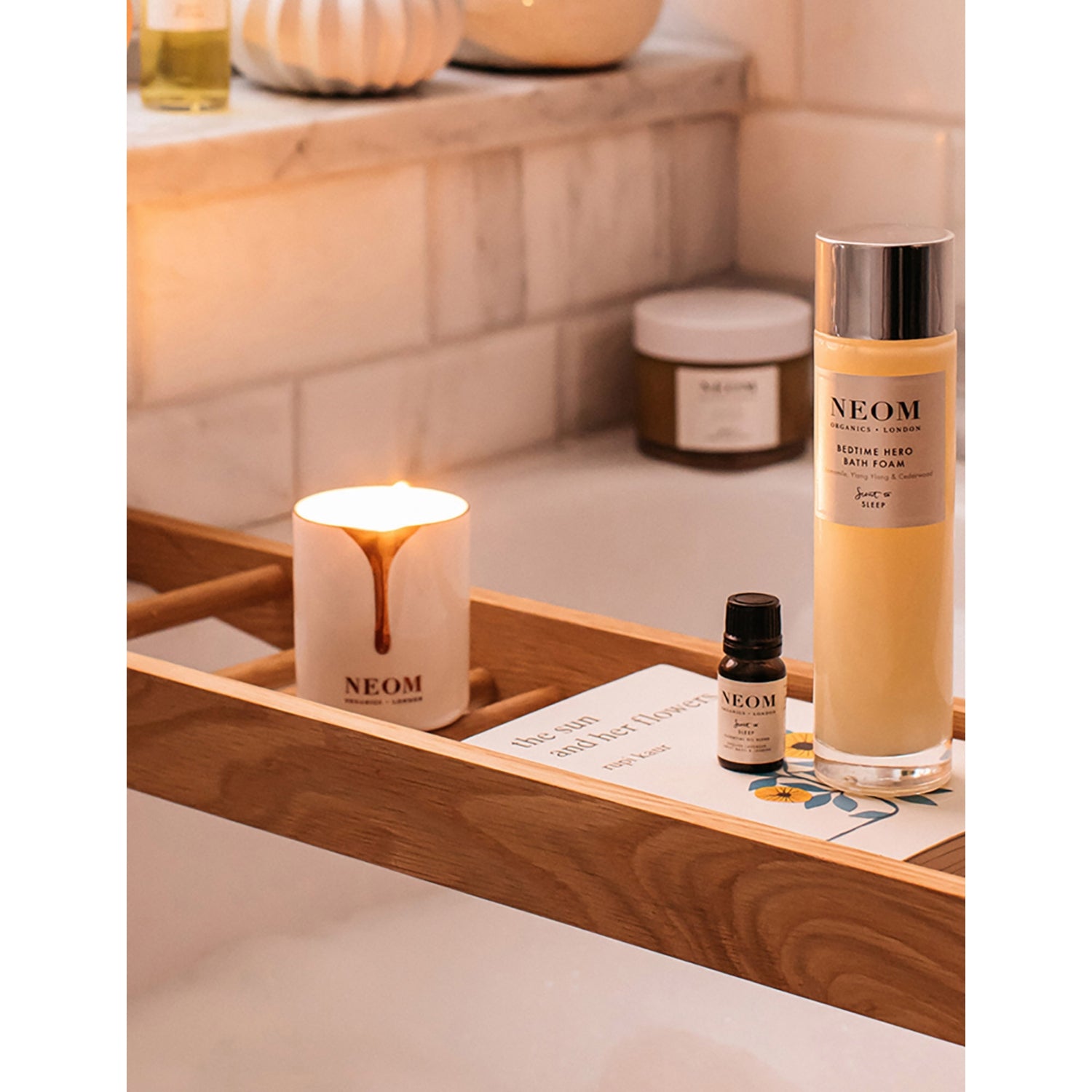 Neom Perfect Night's Sleep skin treatment candle 140g (British brand)