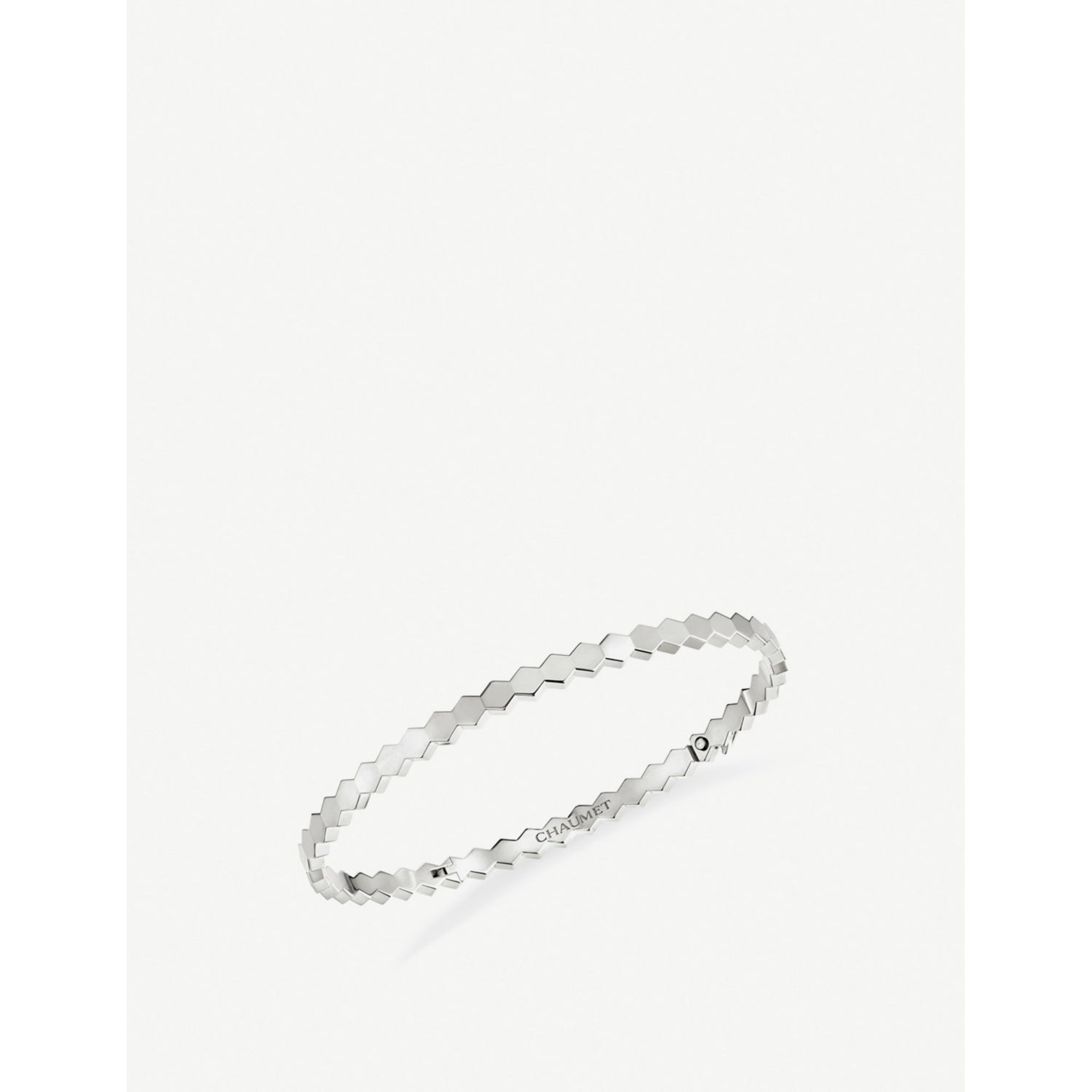 Bee de Chaumet 18ct white-gold bangle - 16cm
