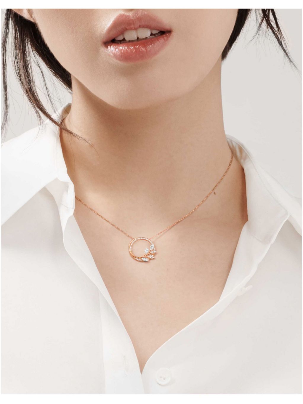 Tiffany & Co Vine Circle pendant 18ct rose gold - British product