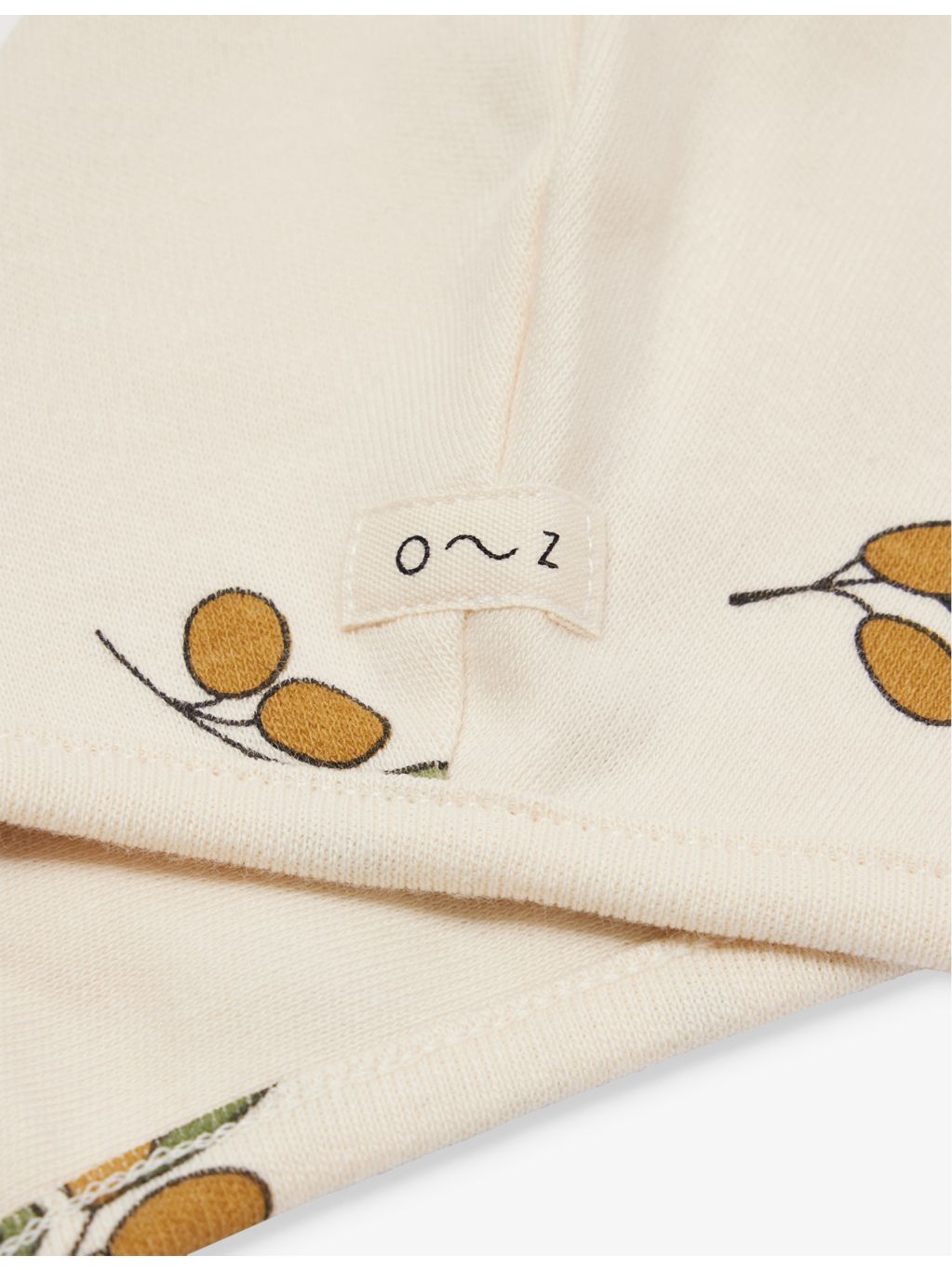 Organic Zoo baby bonnet olive print 0-12 months, imported from the UK