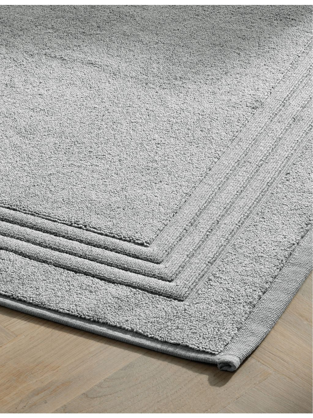 The White Company Ultimate cotton face cloth 30cm, UK version