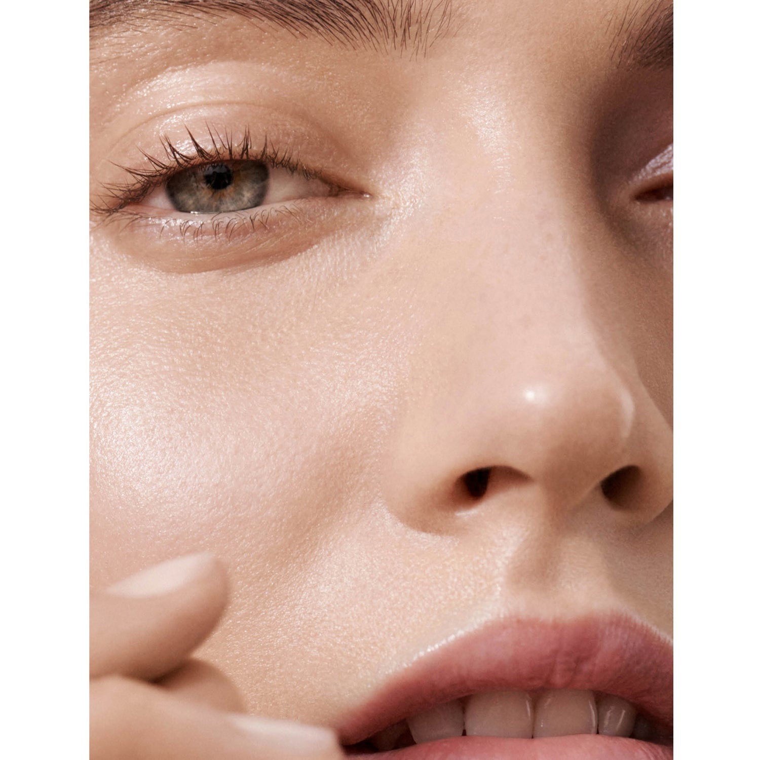 Westman Atelier Lit Up highlight stick 5g, imported from the UK