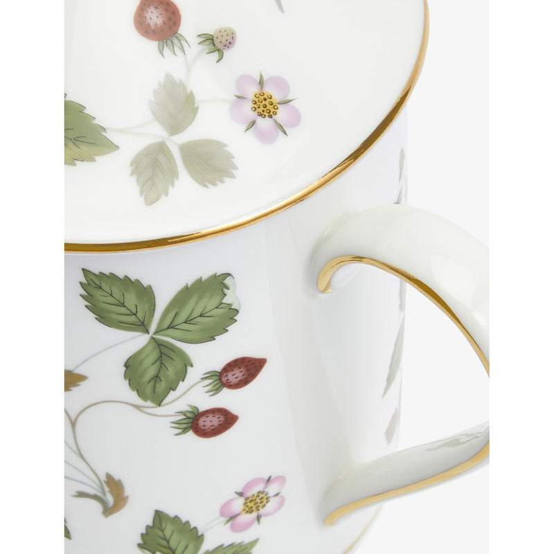 Wedgewood Wild Strawberry bone china mug 500ml, imported from the UK