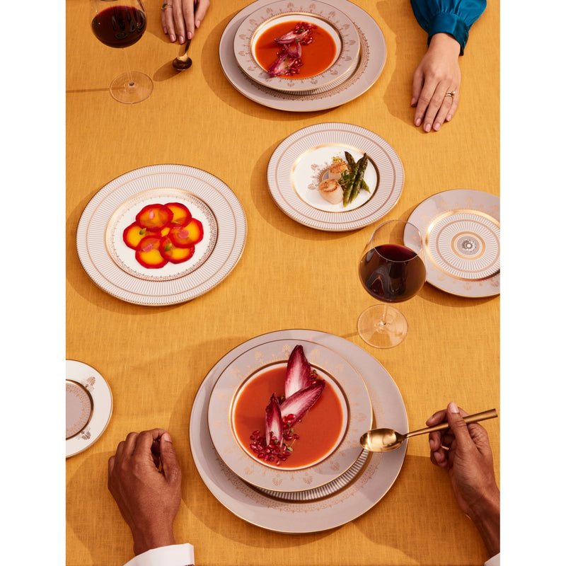 Wedgwood bone china side plate Anthemion 20cm - British product