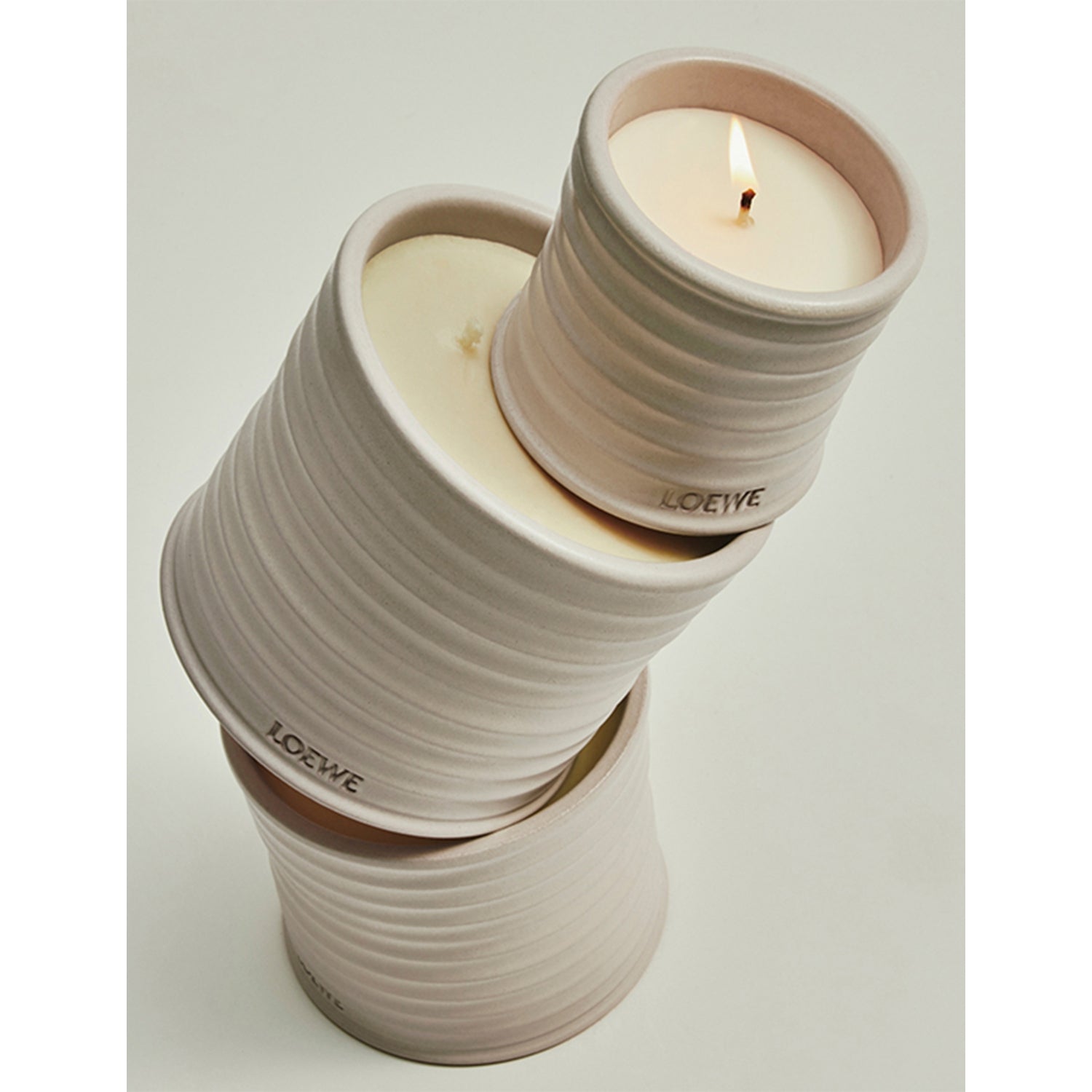 Loewe scented candle oregano 2120g (British brand)