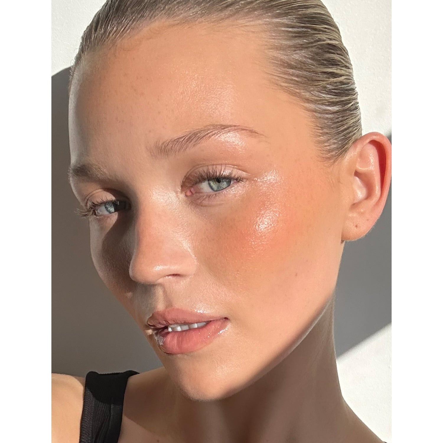 REFY Cream Blush 1.5g (British brand)