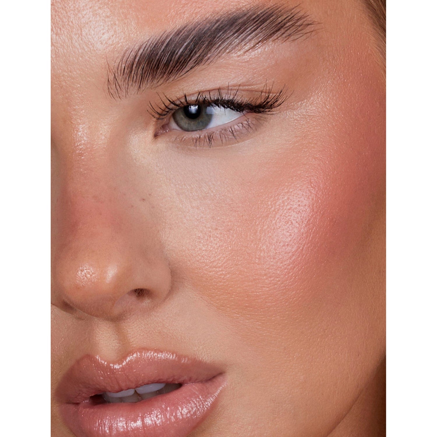 Refy Duo brush set with bronzer and blush brushes, imported from the UK
