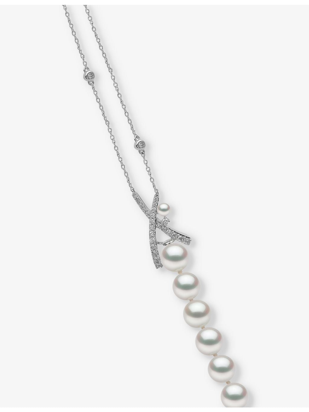 Yoko London Akoya pearl diamond bracelet 18ct white gold (British brand)