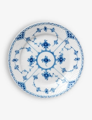 Royal Copenhagen Blue Fluted Half Lace porcelain plate 19cm - British product